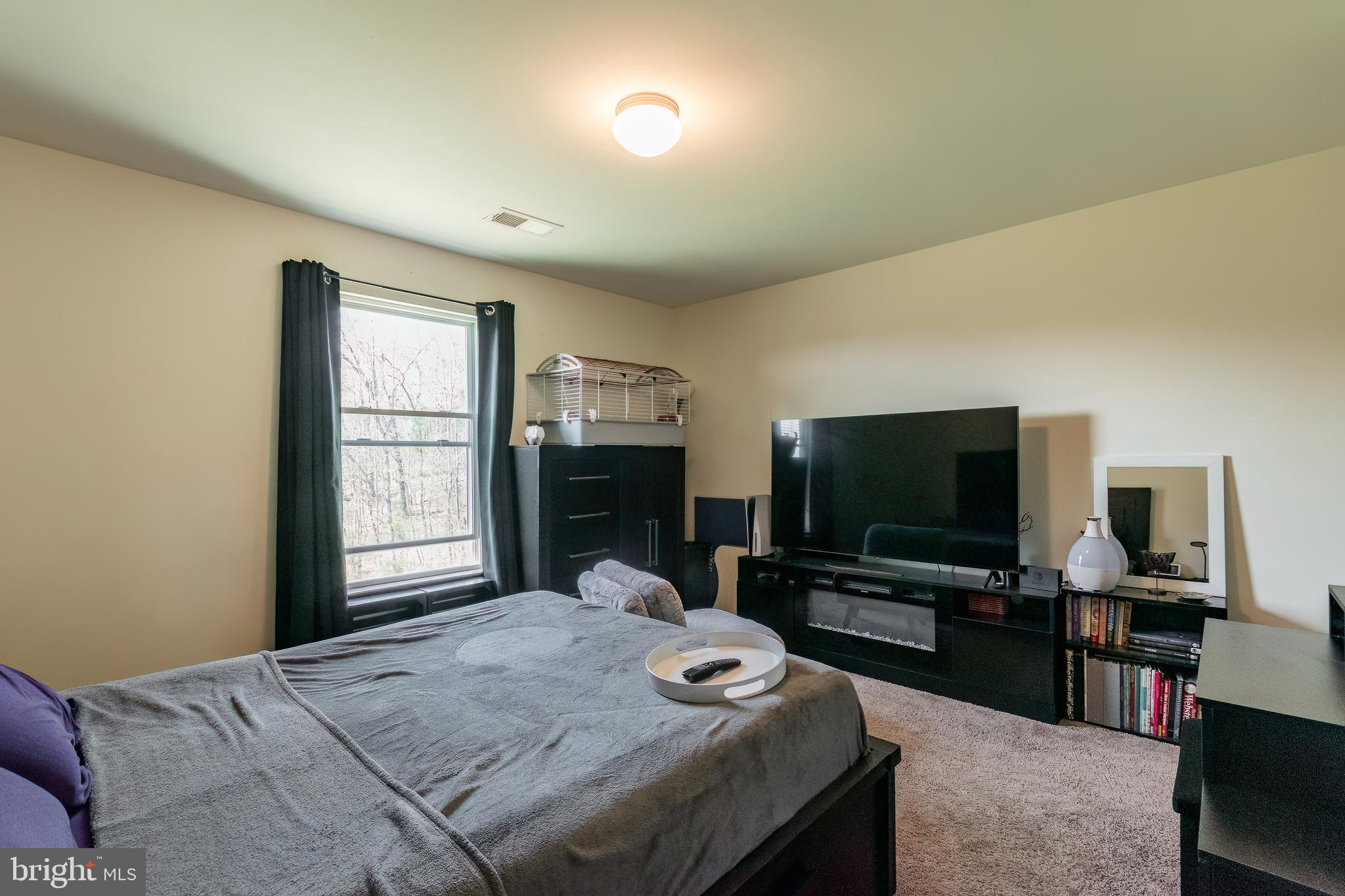 BROOKFIELD - Residential