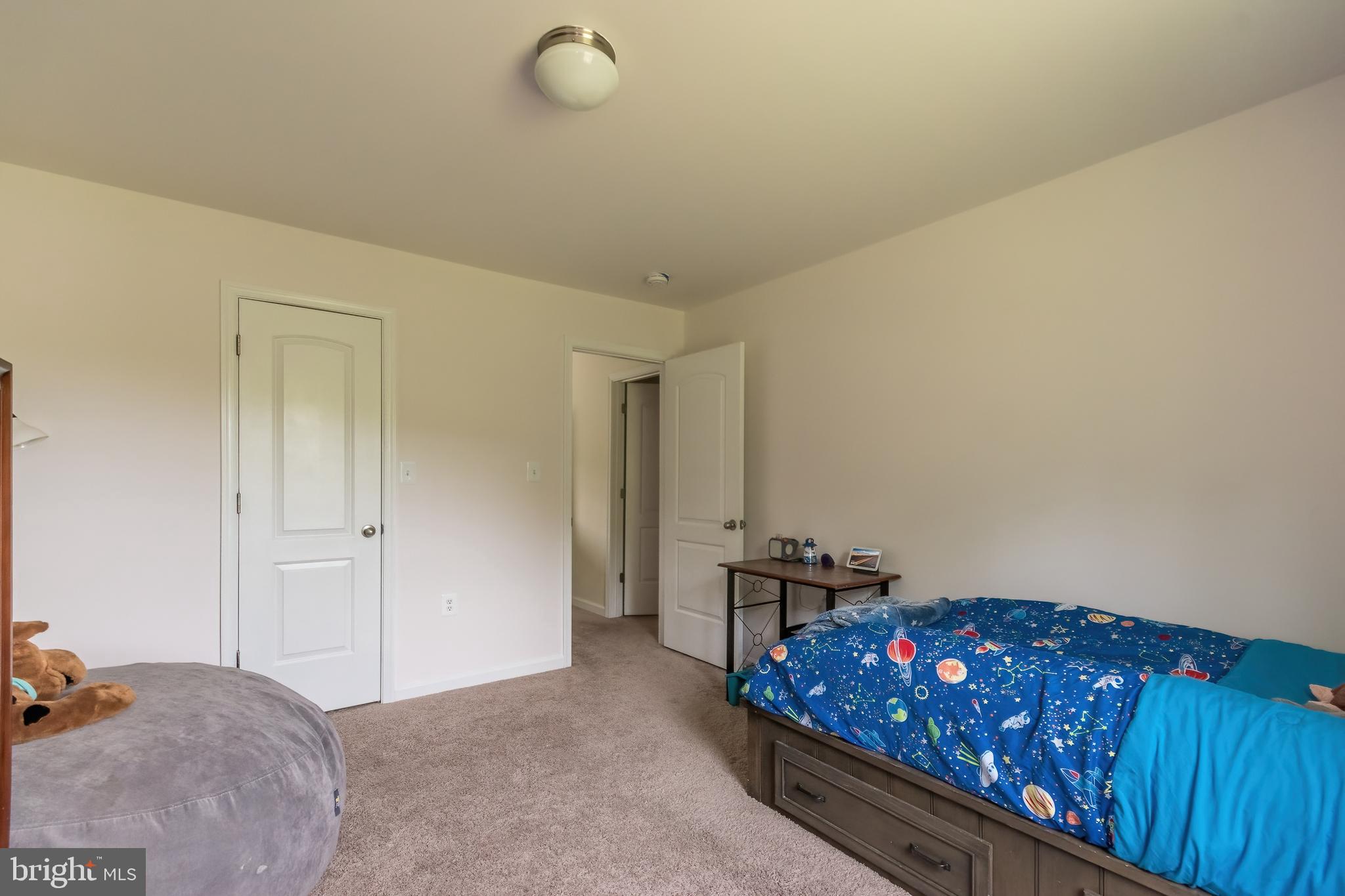 BROOKFIELD - Residential