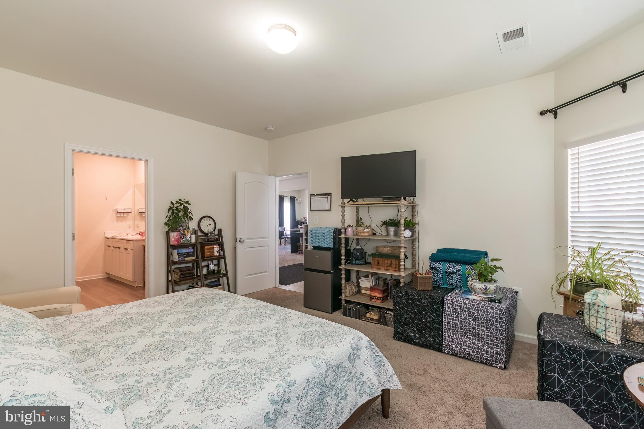 BROOKFIELD - Residential