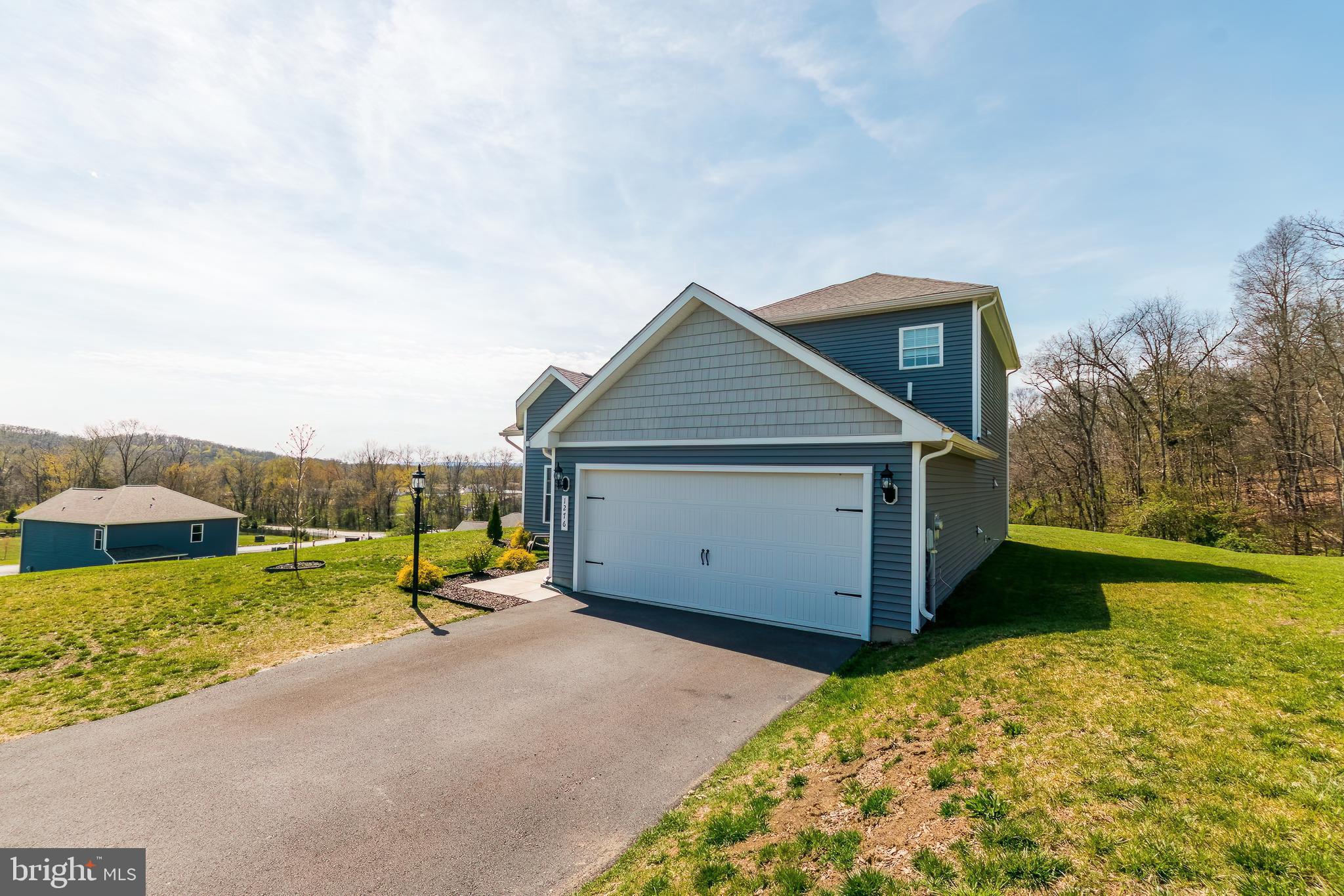 BROOKFIELD - Residential