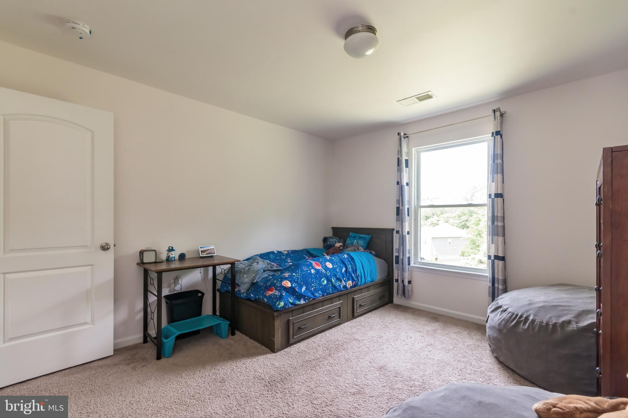 BROOKFIELD - Residential