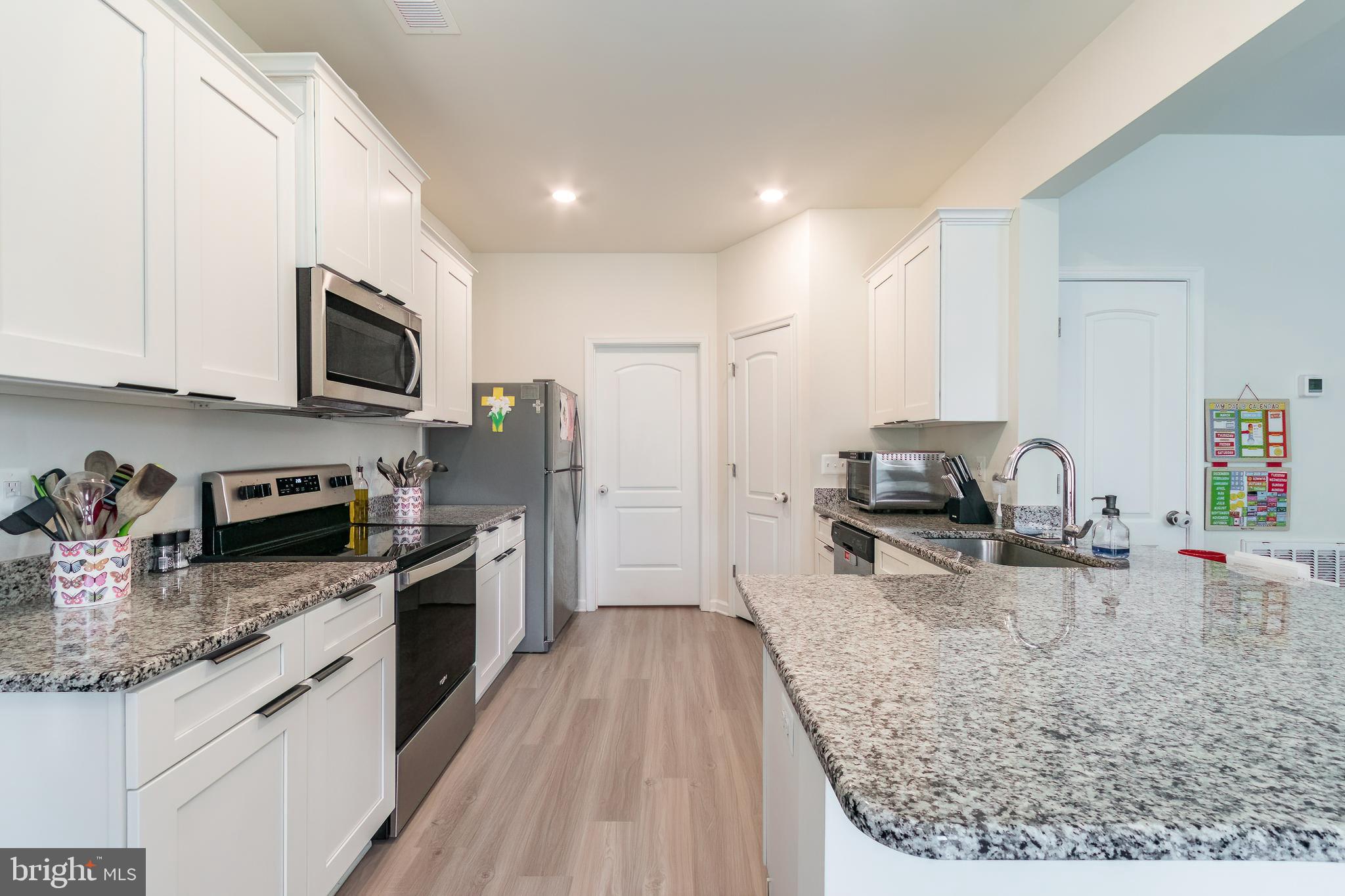 BROOKFIELD - Residential