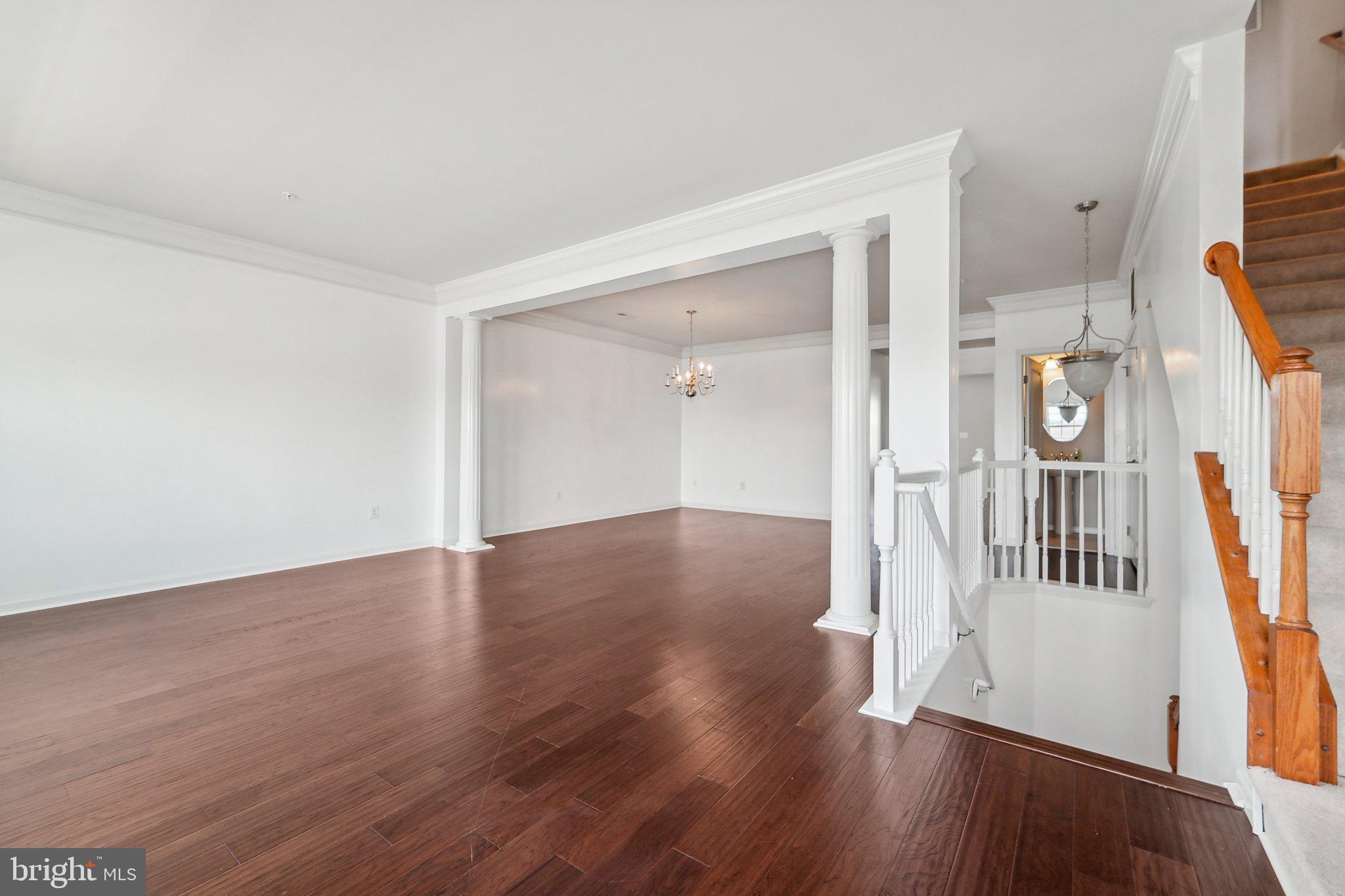 MARKET SQUARE - Residential