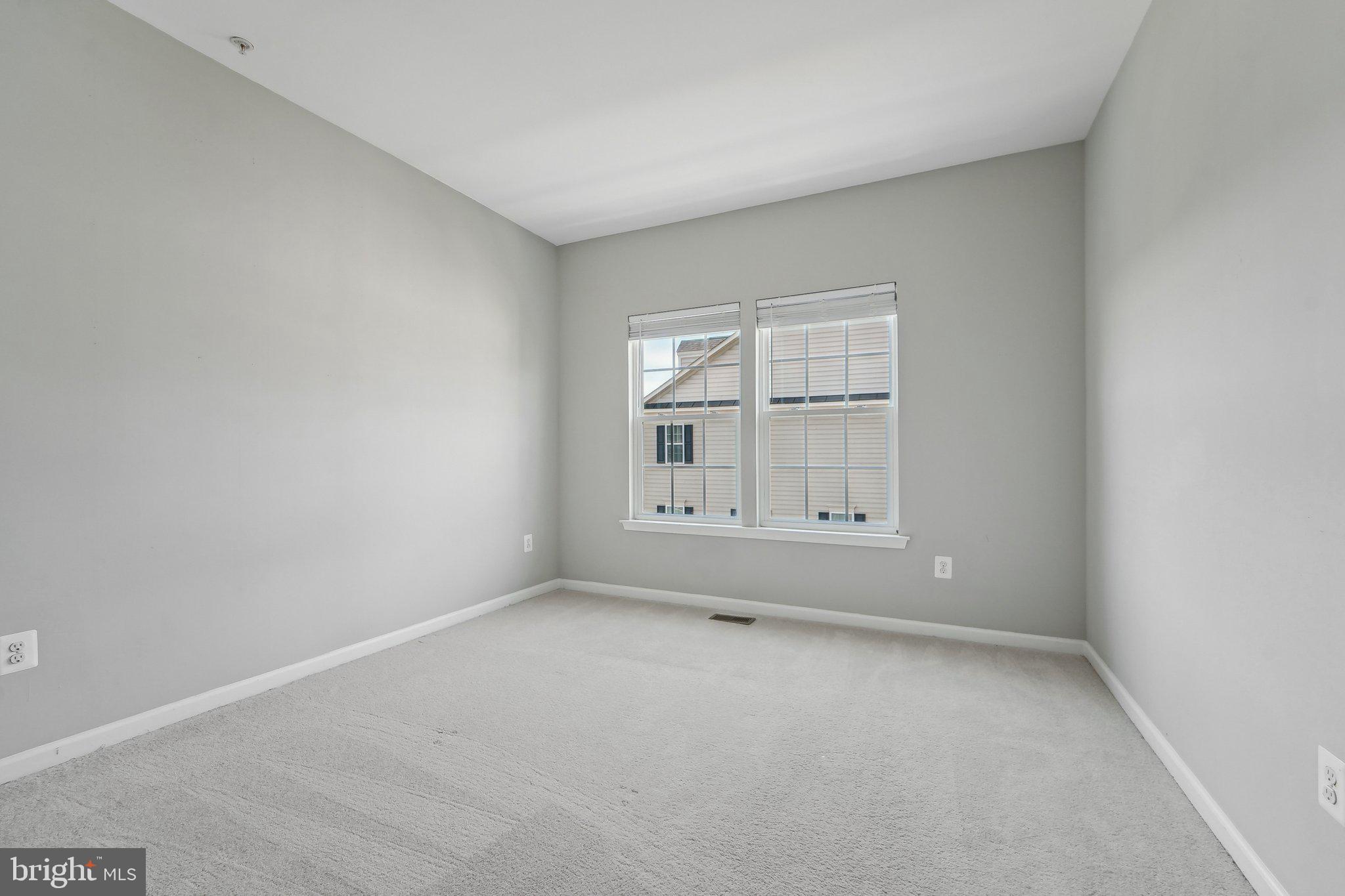 MARKET SQUARE - Residential