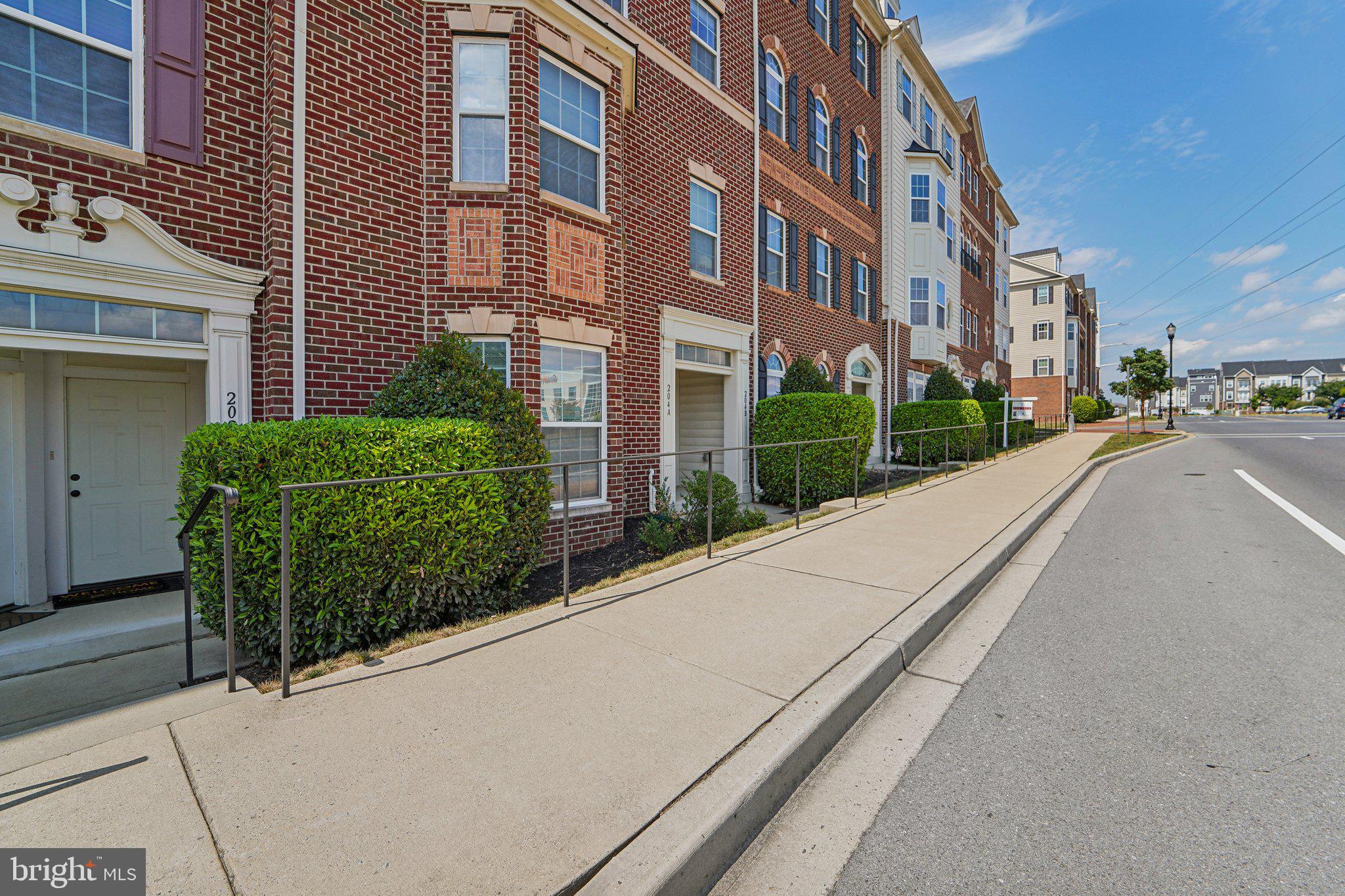 MARKET SQUARE - Residential