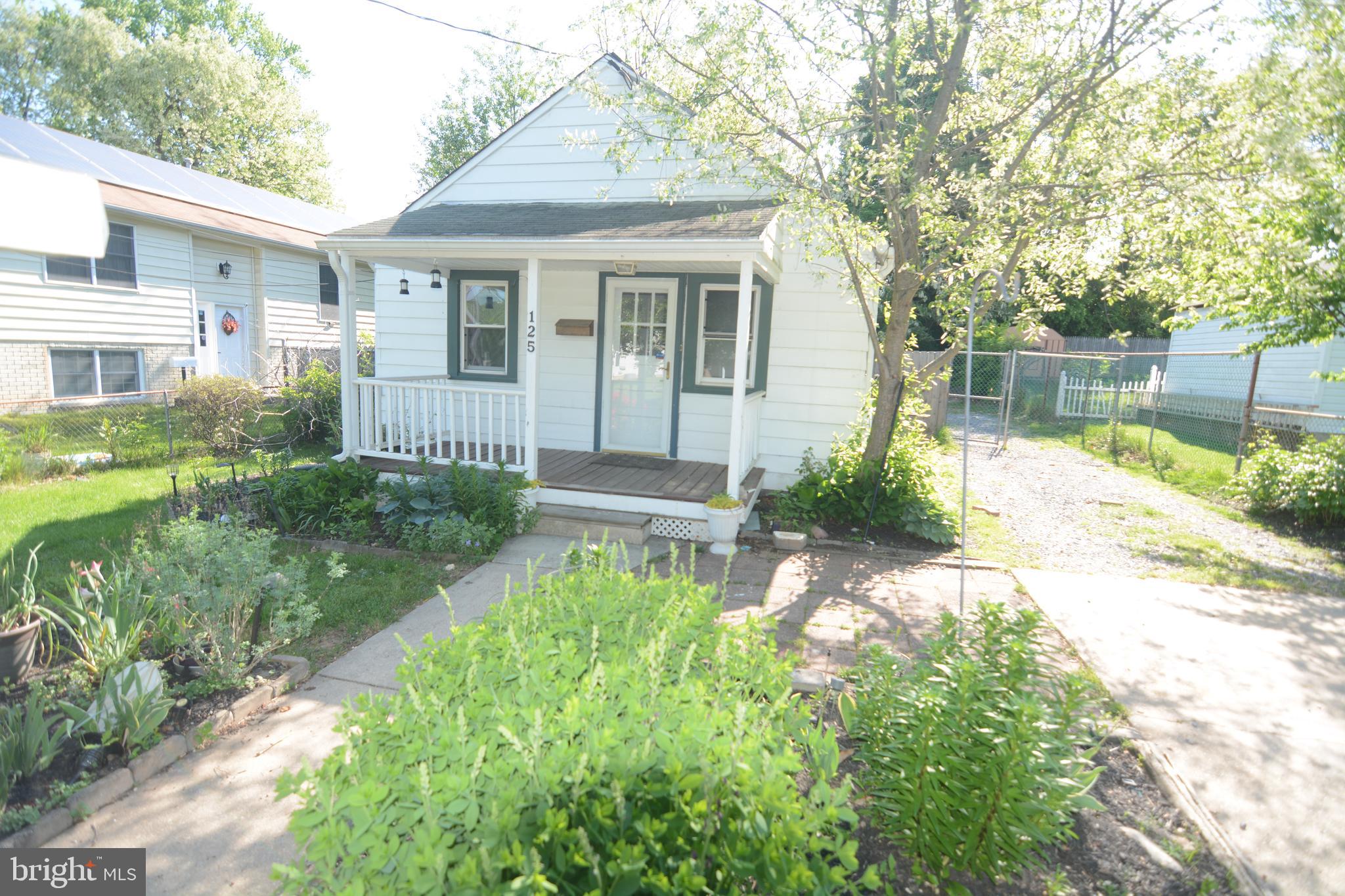 HARRIETT PARK - Residential