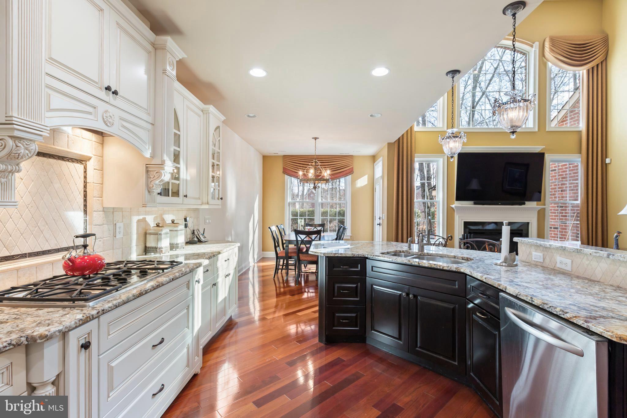 DELANCEY COURT - Residential