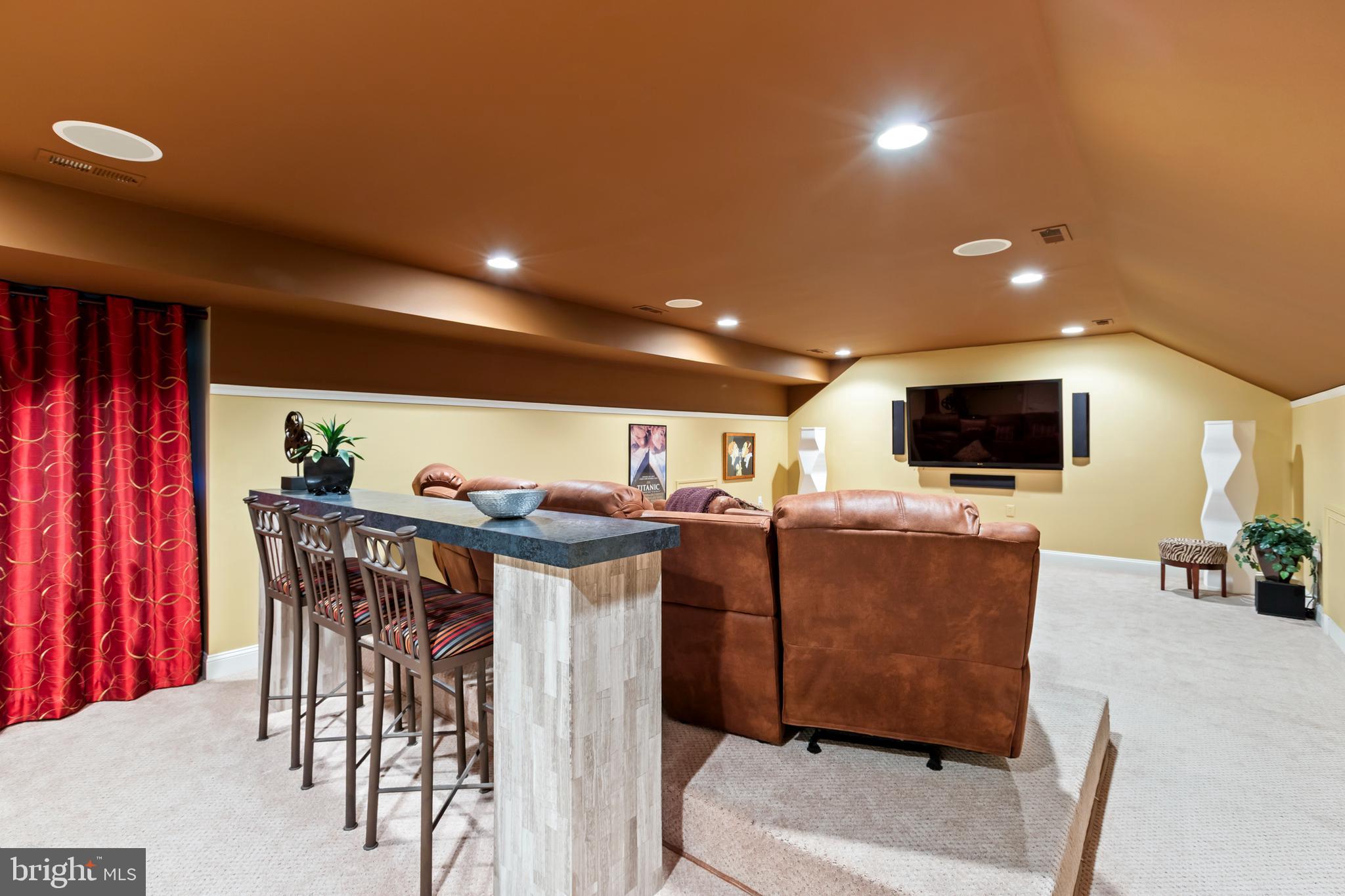 DELANCEY COURT - Residential