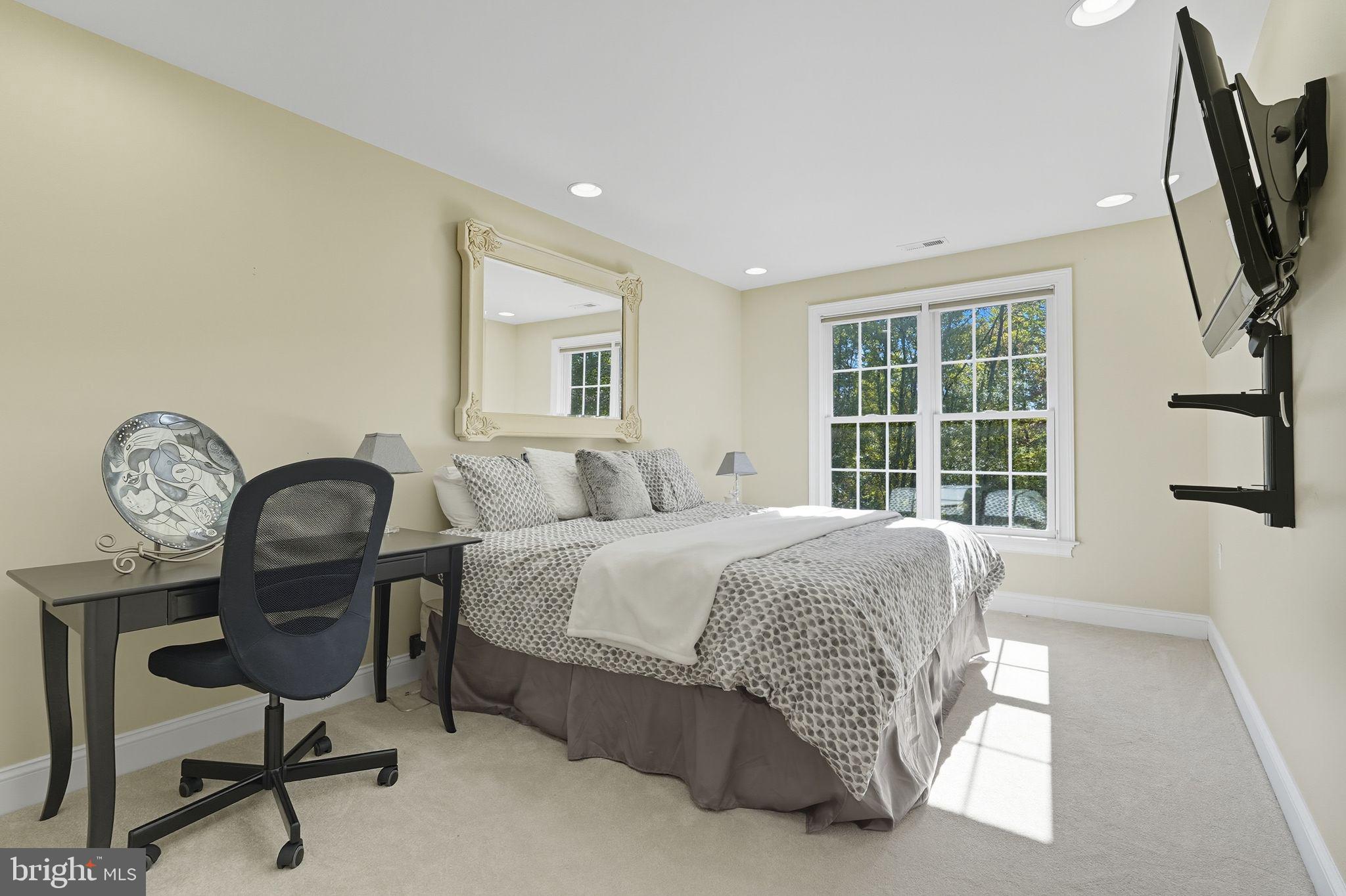 DELANCEY COURT - Residential