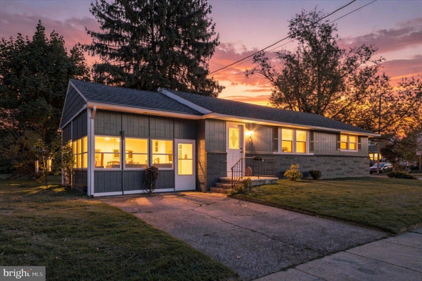75 N CEDAR AVE, BELLMAWR, NJ 08031 - Image eb9b7e2464b2f4e4683a0639fd4ae585/316925036