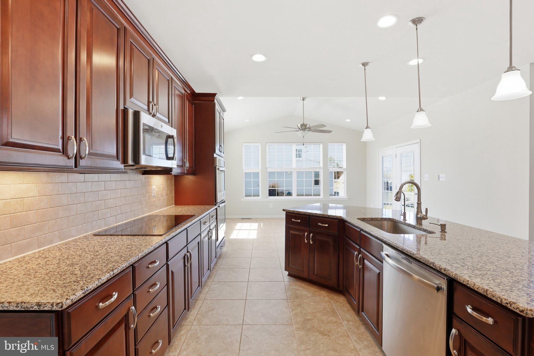 RESRV CHESTNUT RIDGE - Residential