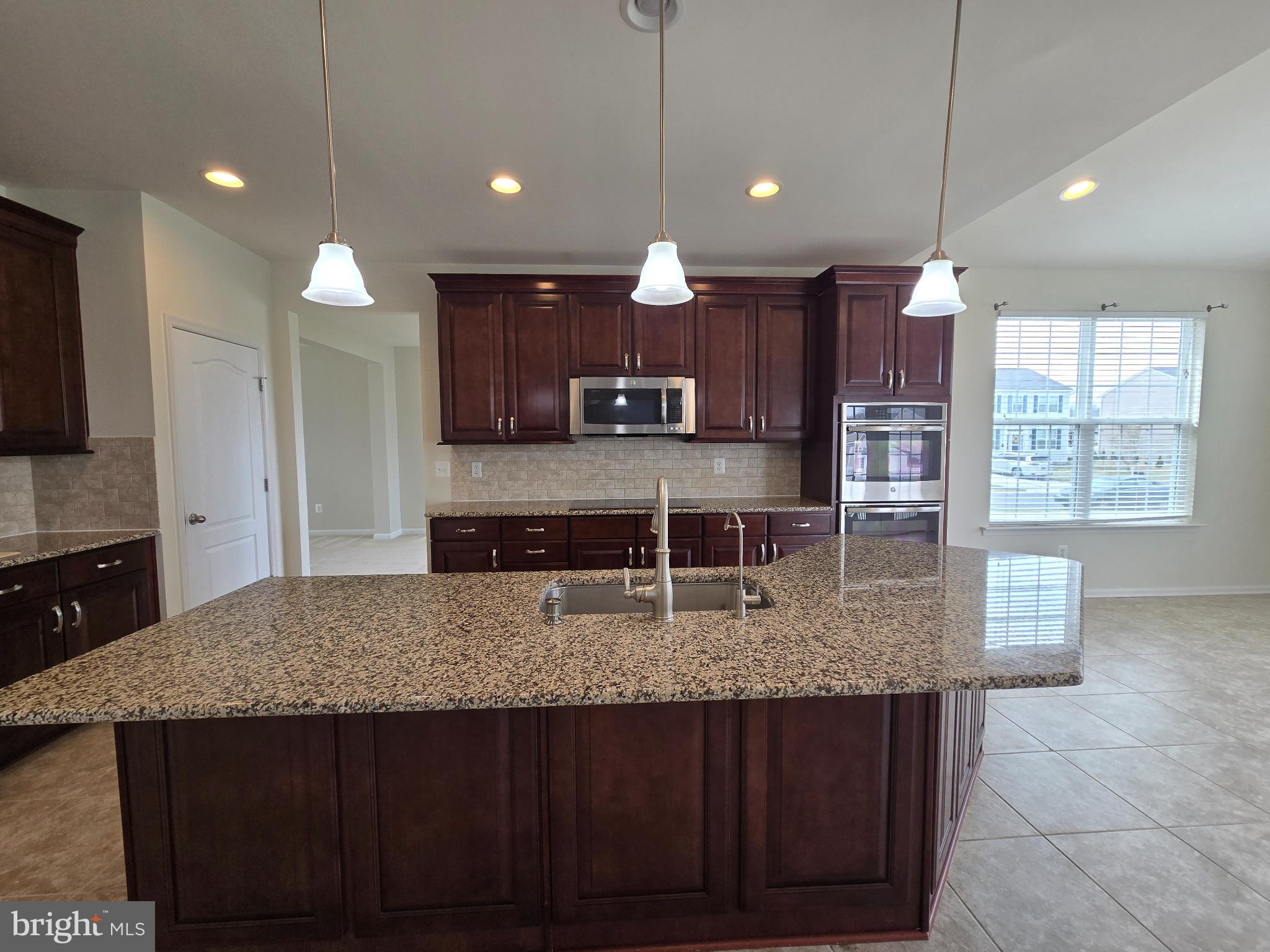 RESRV CHESTNUT RIDGE - Residential