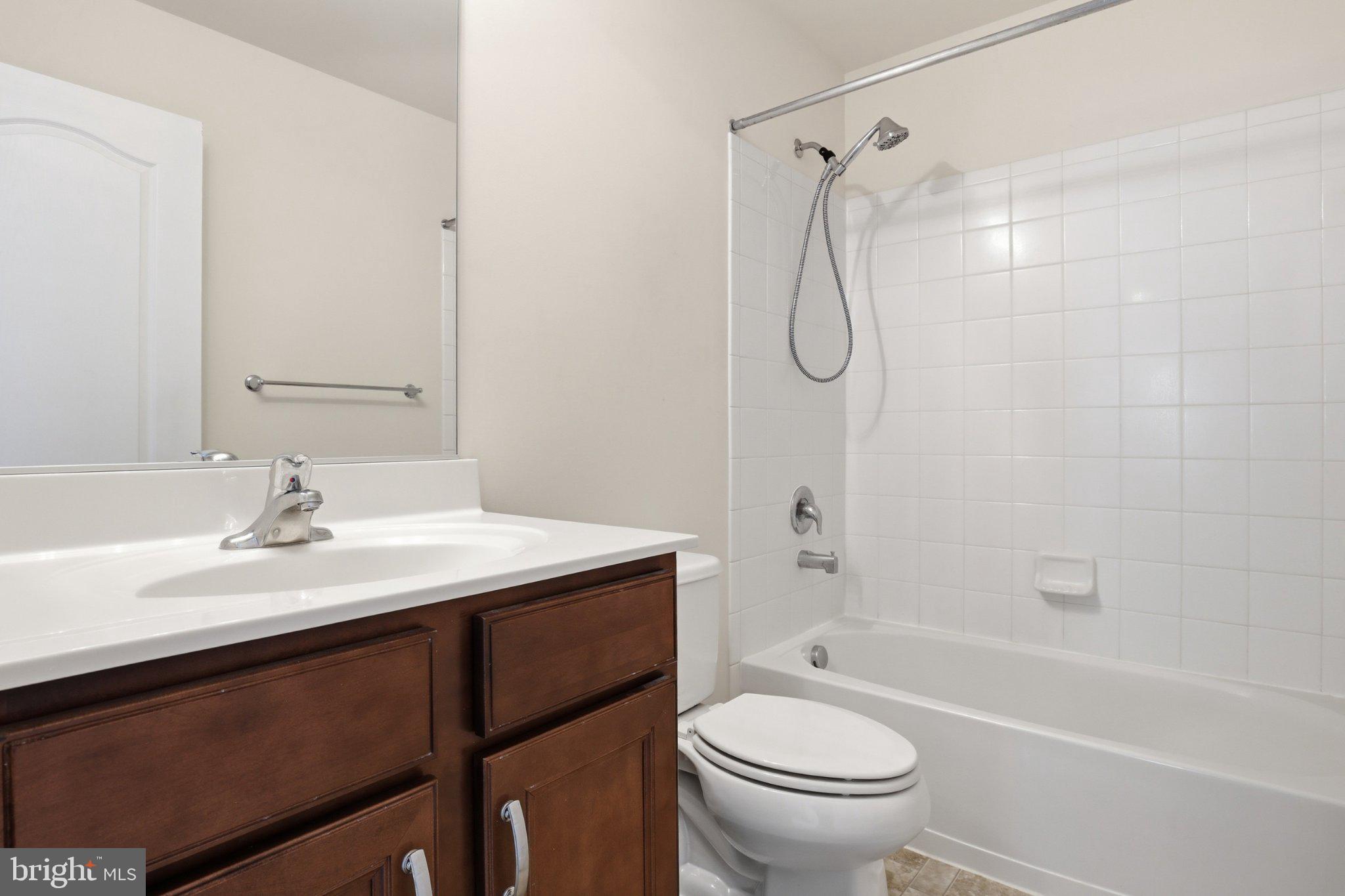 RESRV CHESTNUT RIDGE - Residential