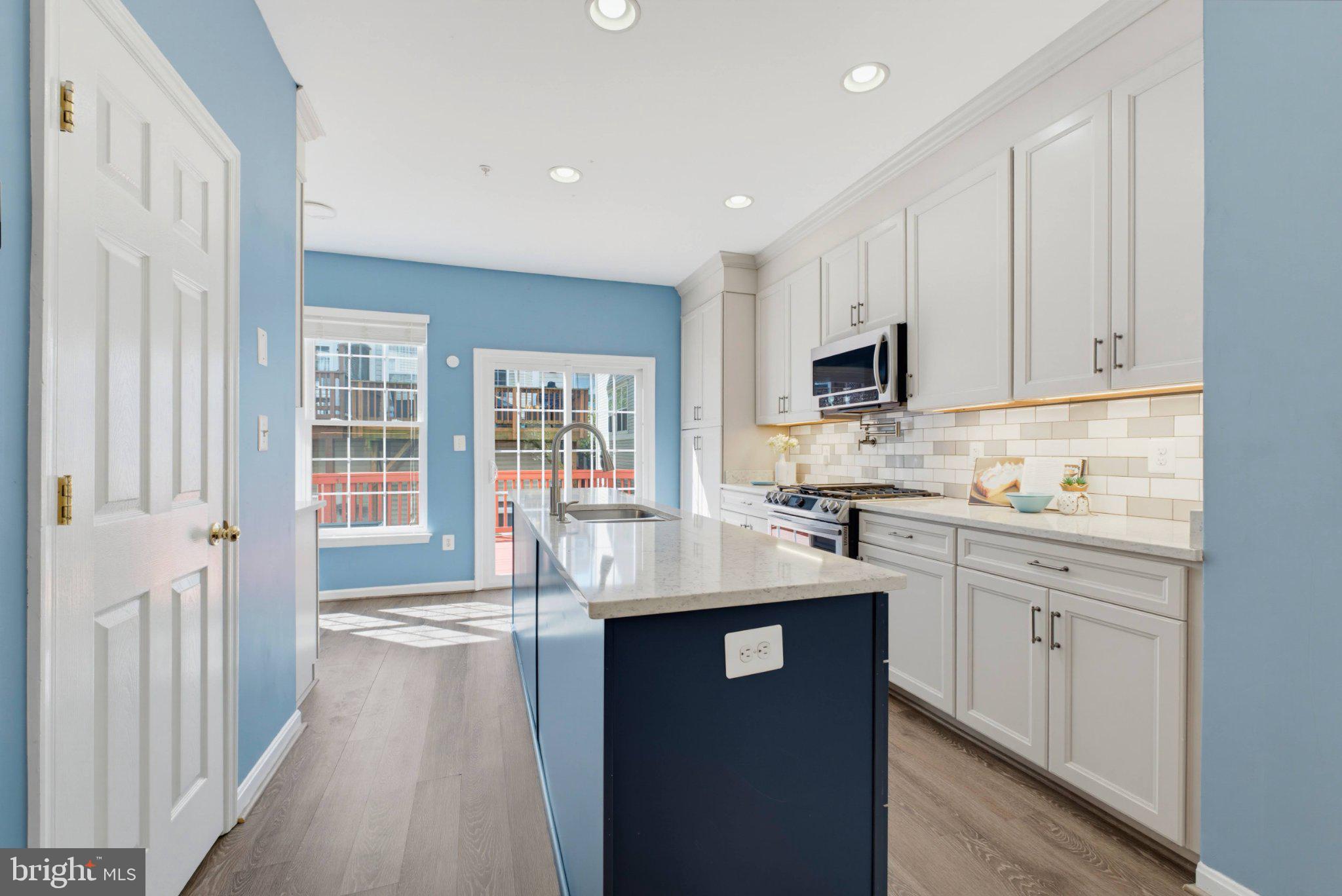 5308 ARAPAHO LANE