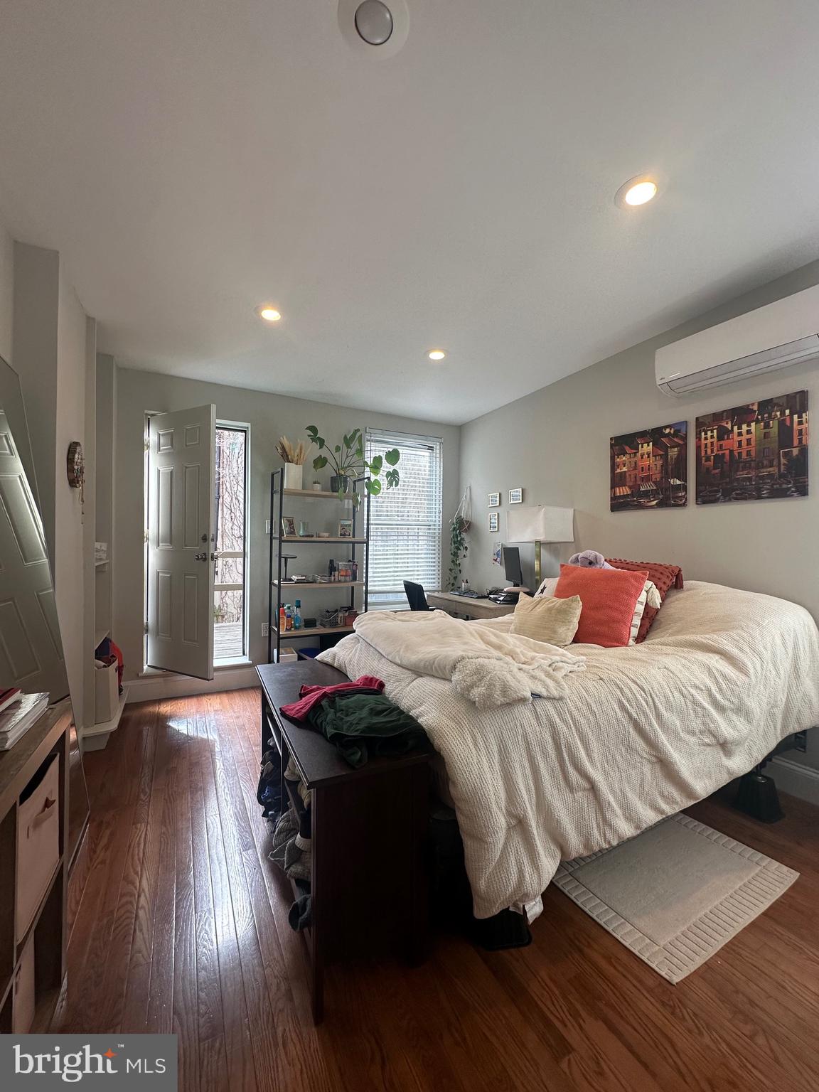 RITTENHOUSE SQUARE - Residential Lease
