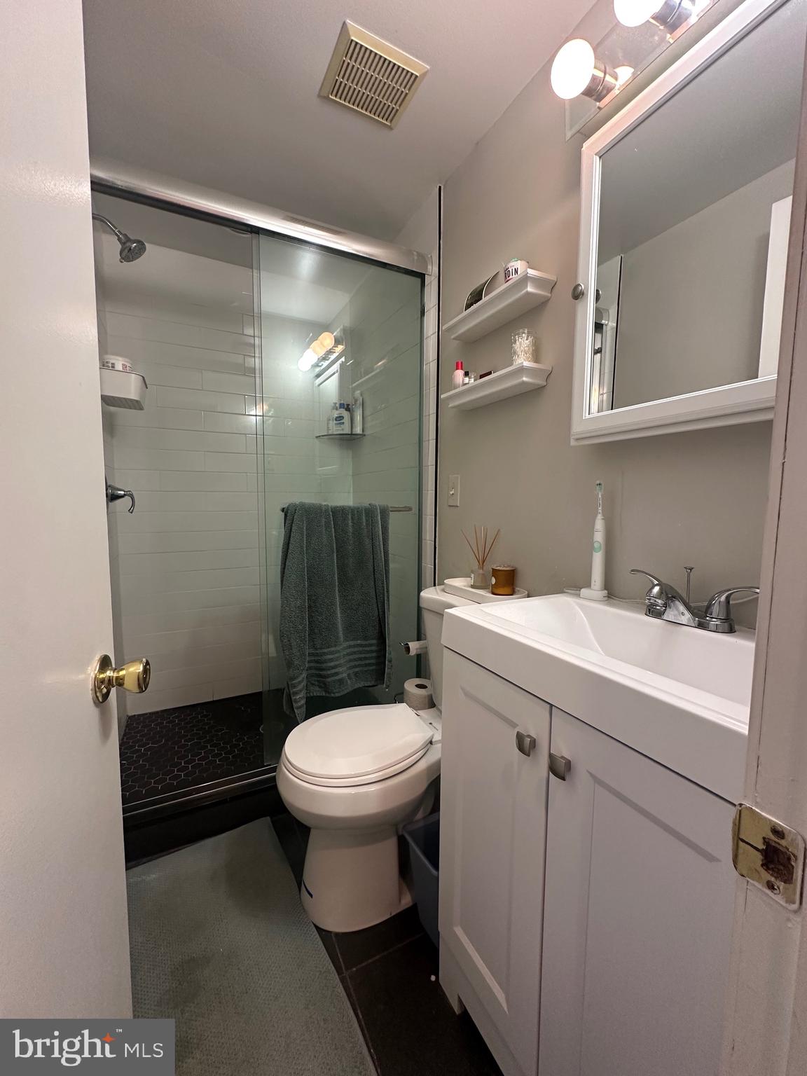 RITTENHOUSE SQUARE - Residential Lease