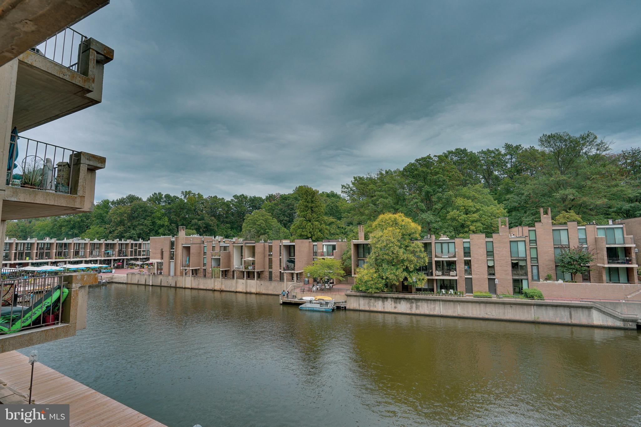 LAKE ANNE OF RESTON - Residential