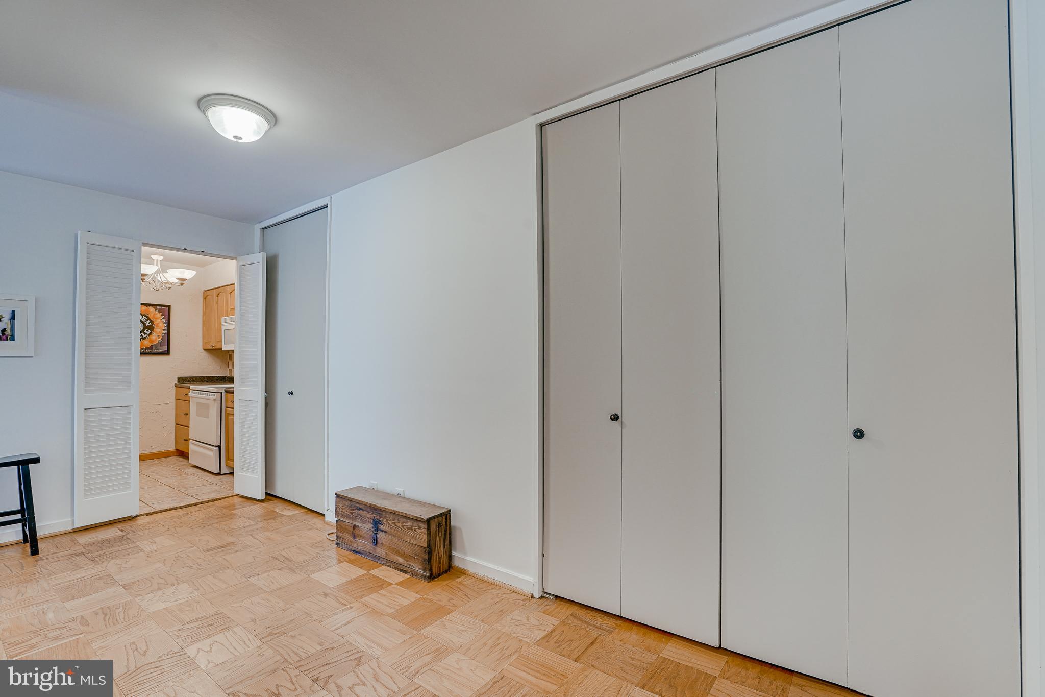 LAKE ANNE OF RESTON - Residential