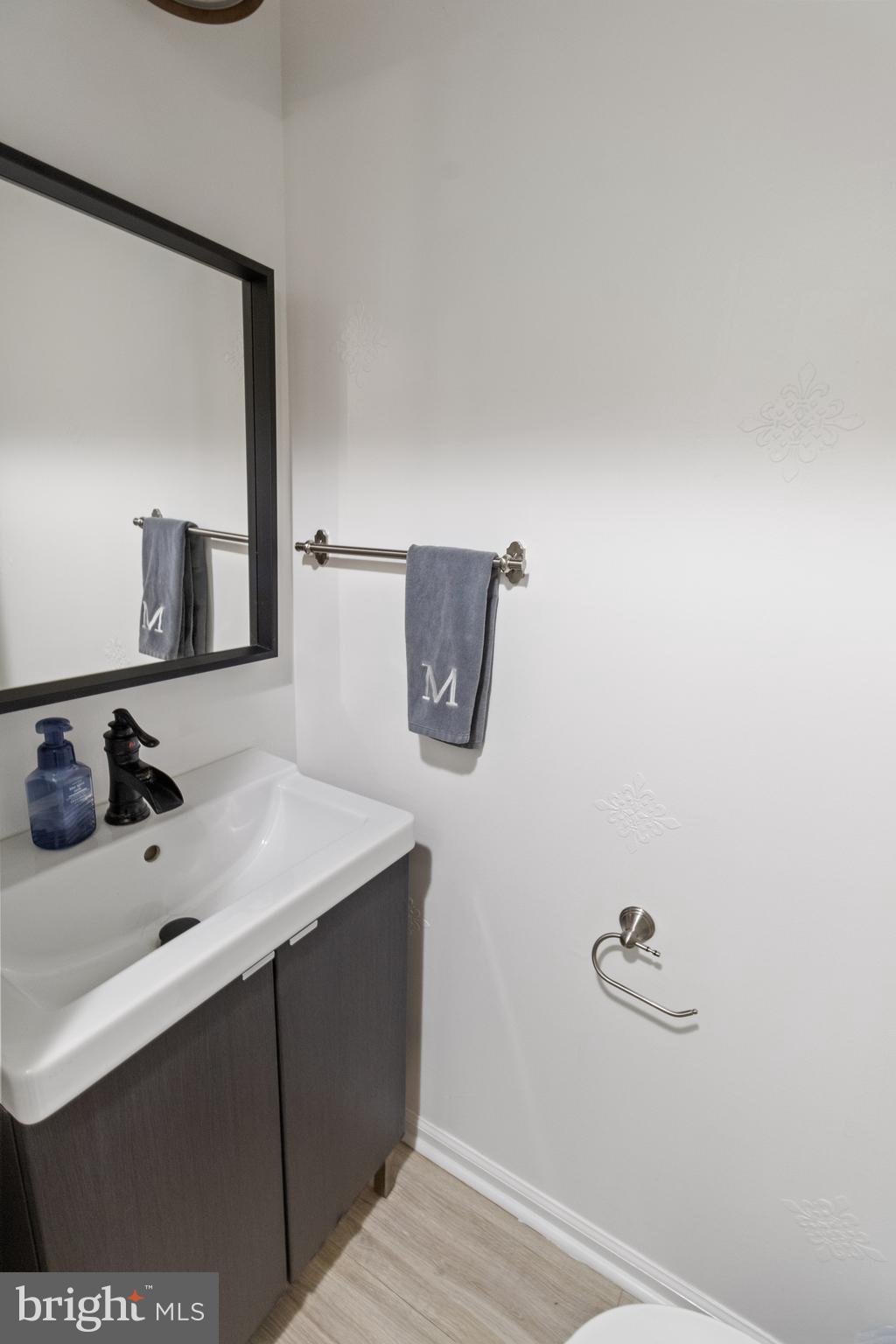 VISTA WOODS - Residential