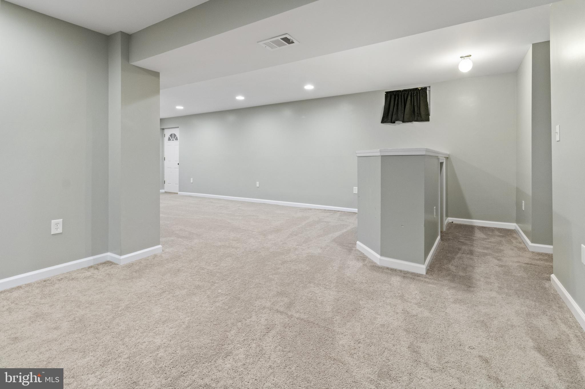 VISTA WOODS - Residential