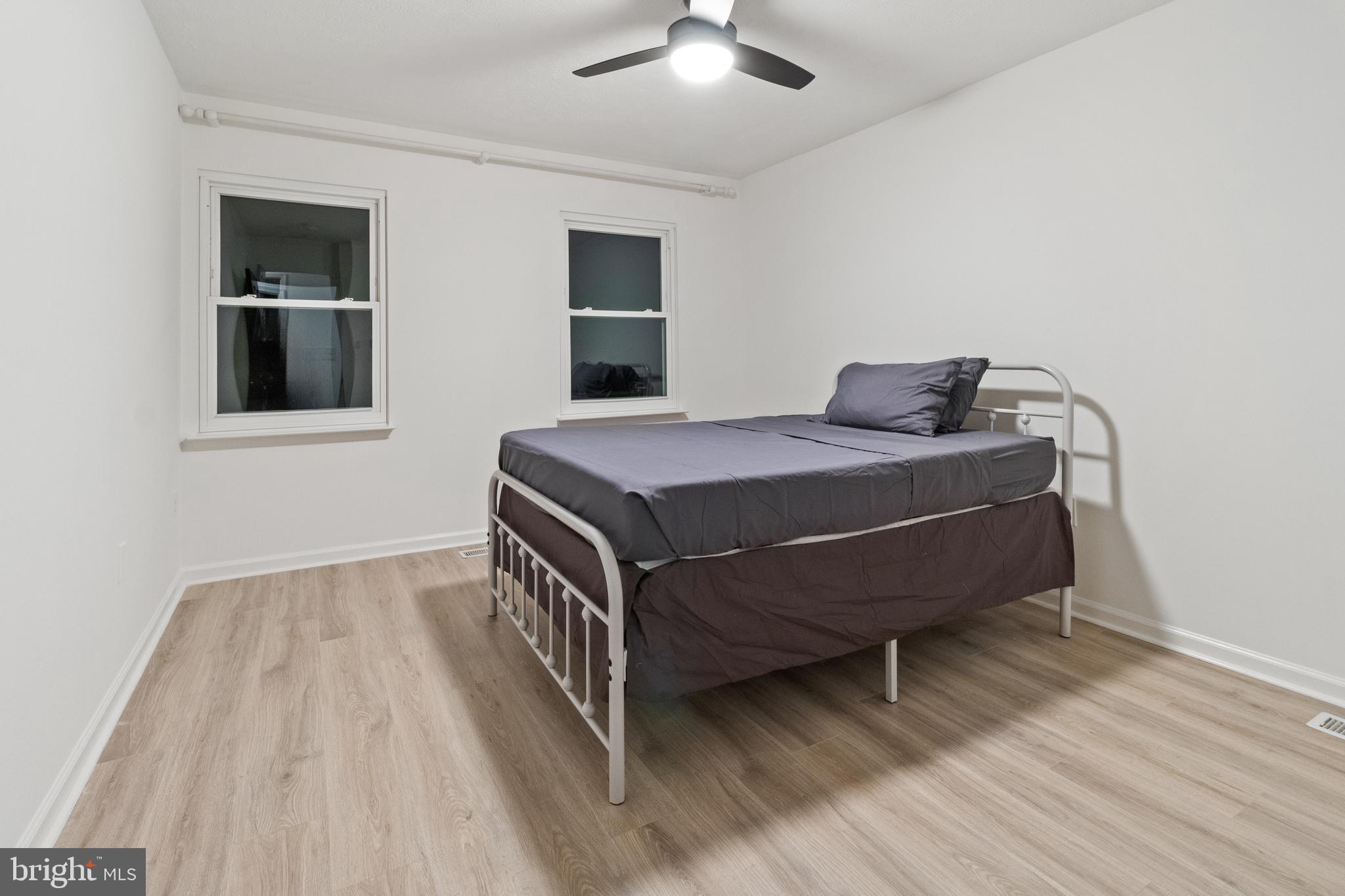 VISTA WOODS - Residential