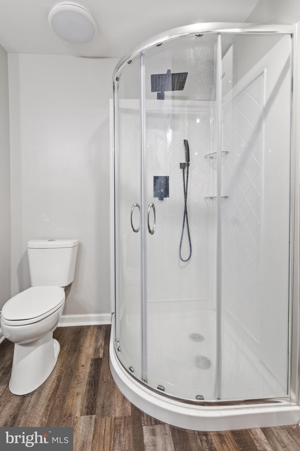 VISTA WOODS - Residential