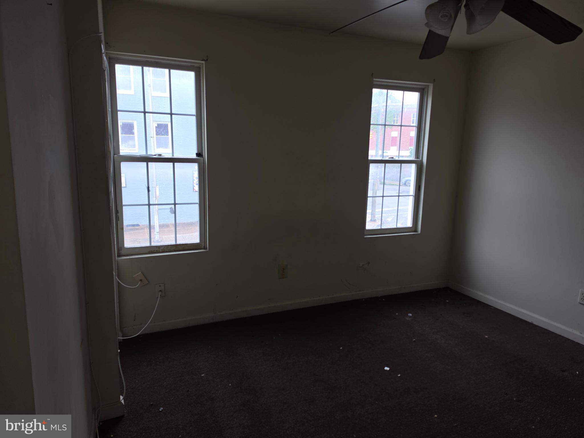 BROADWAY EAST - Residential