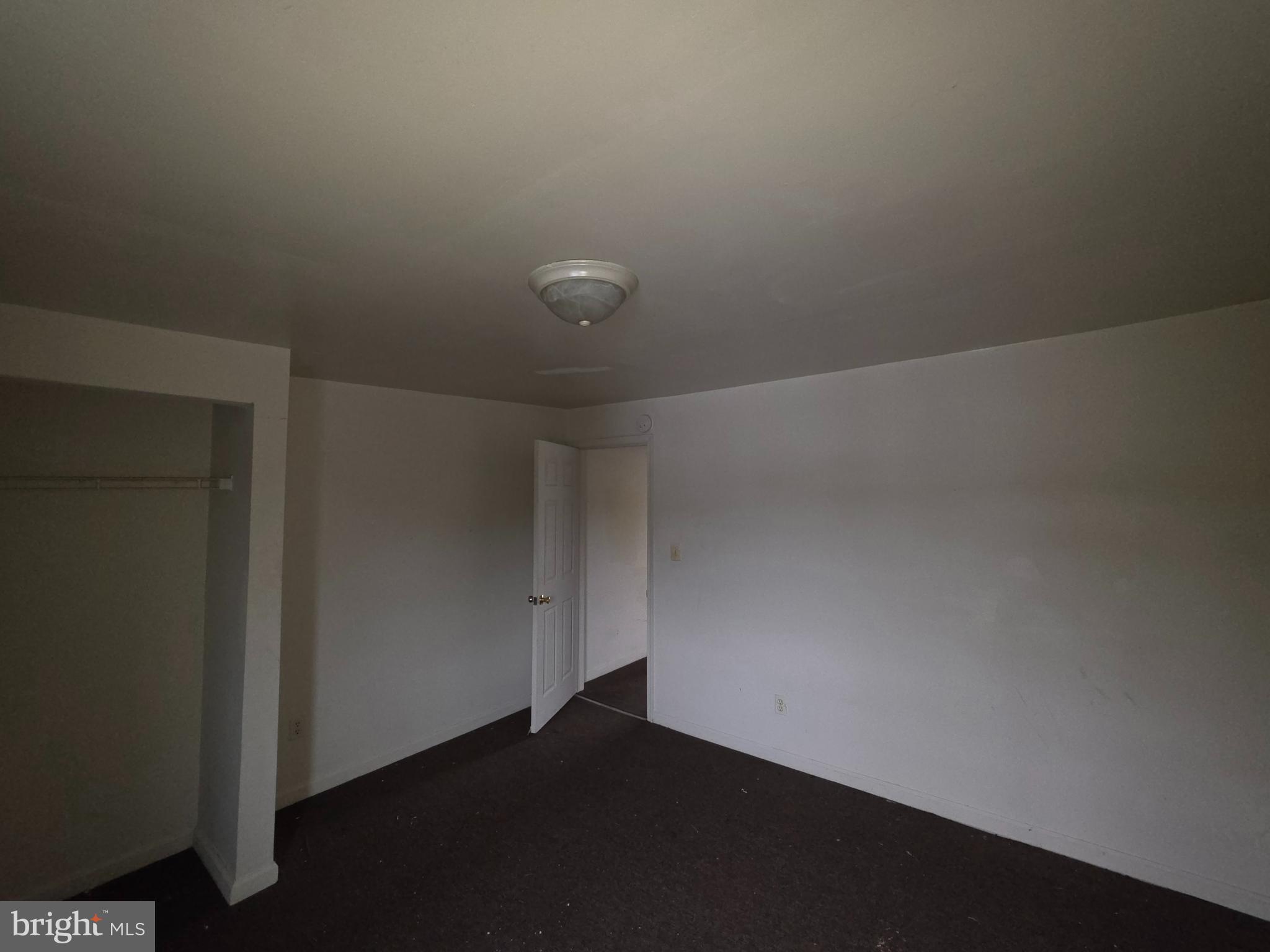 BROADWAY EAST - Residential