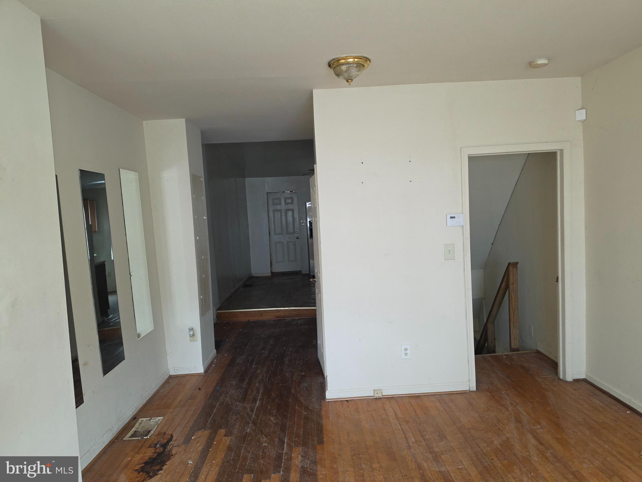 BROADWAY EAST - Residential