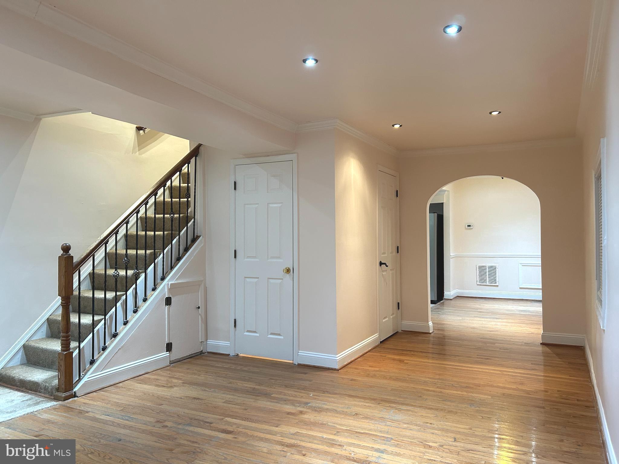 5342 NE JAMES PLACE NE