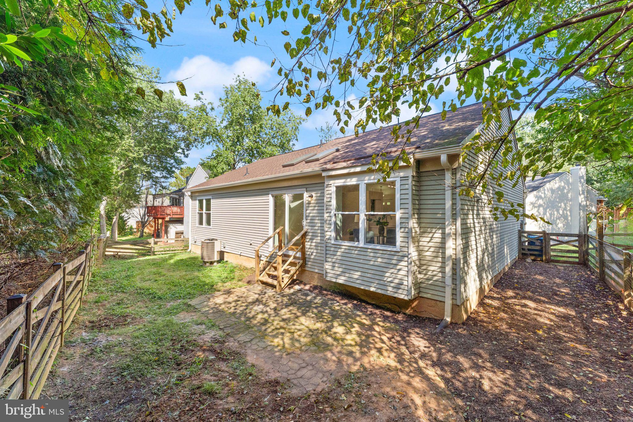 COUNTRYSIDE - Residential