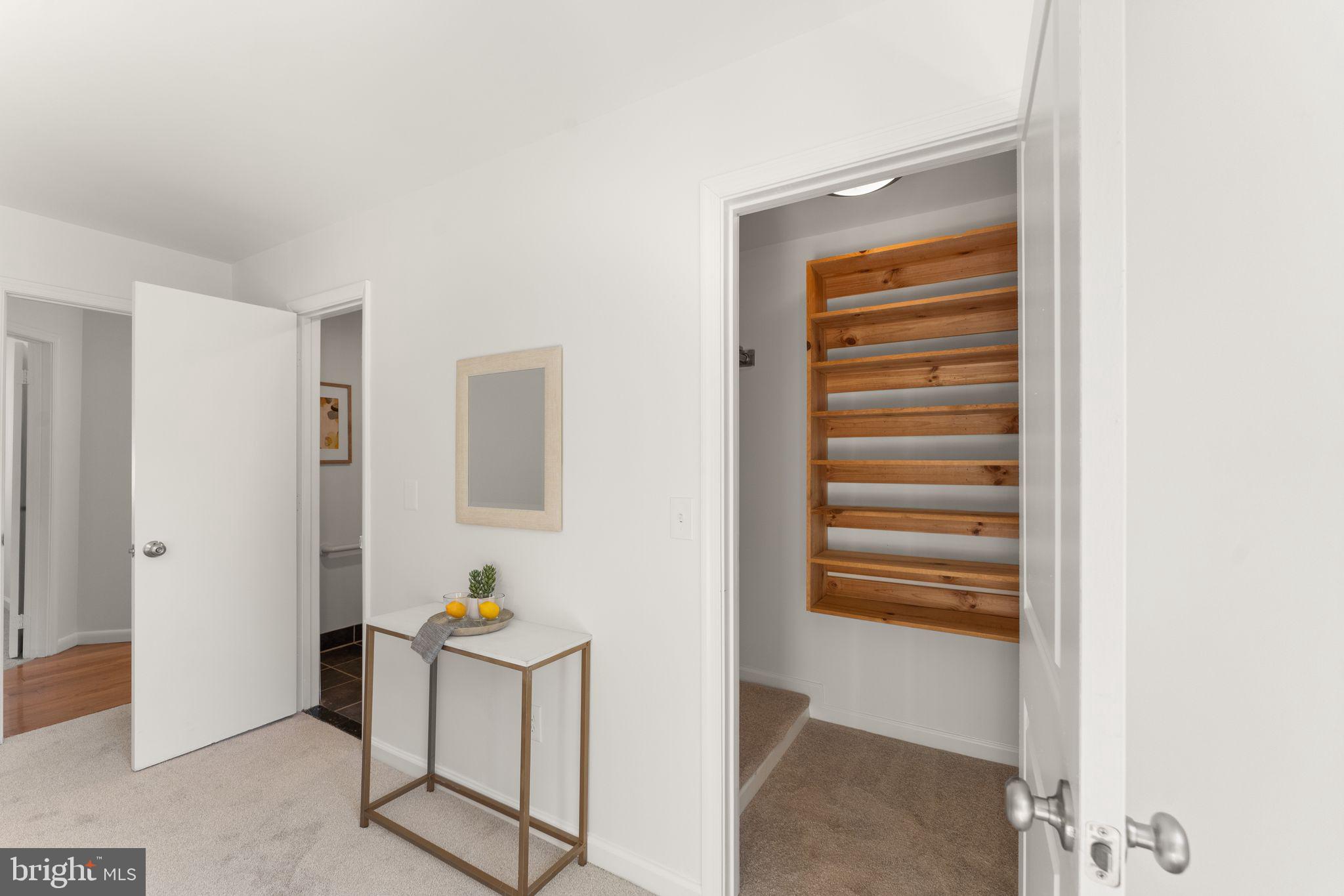 COUNTRYSIDE - Residential