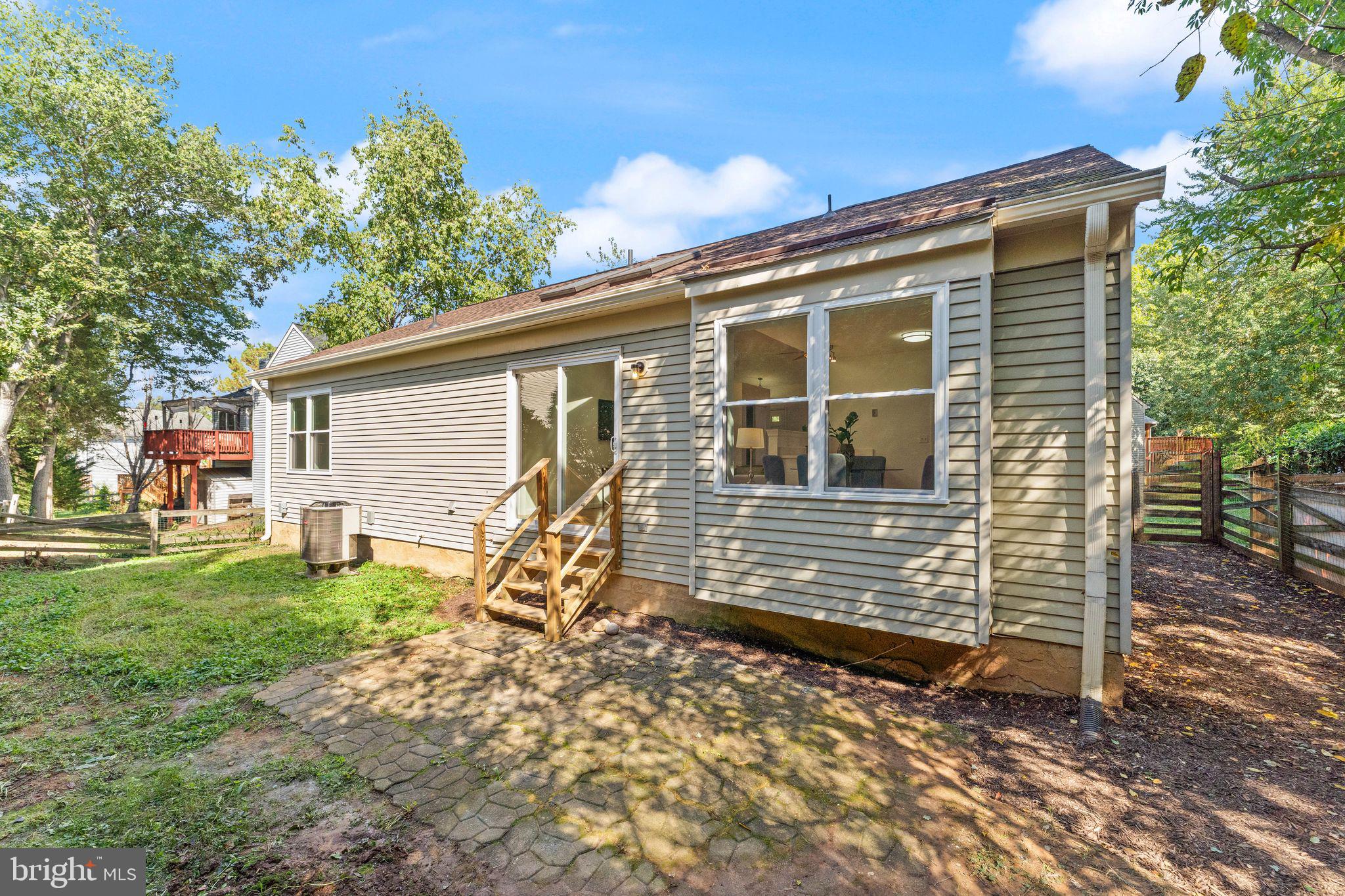 COUNTRYSIDE - Residential