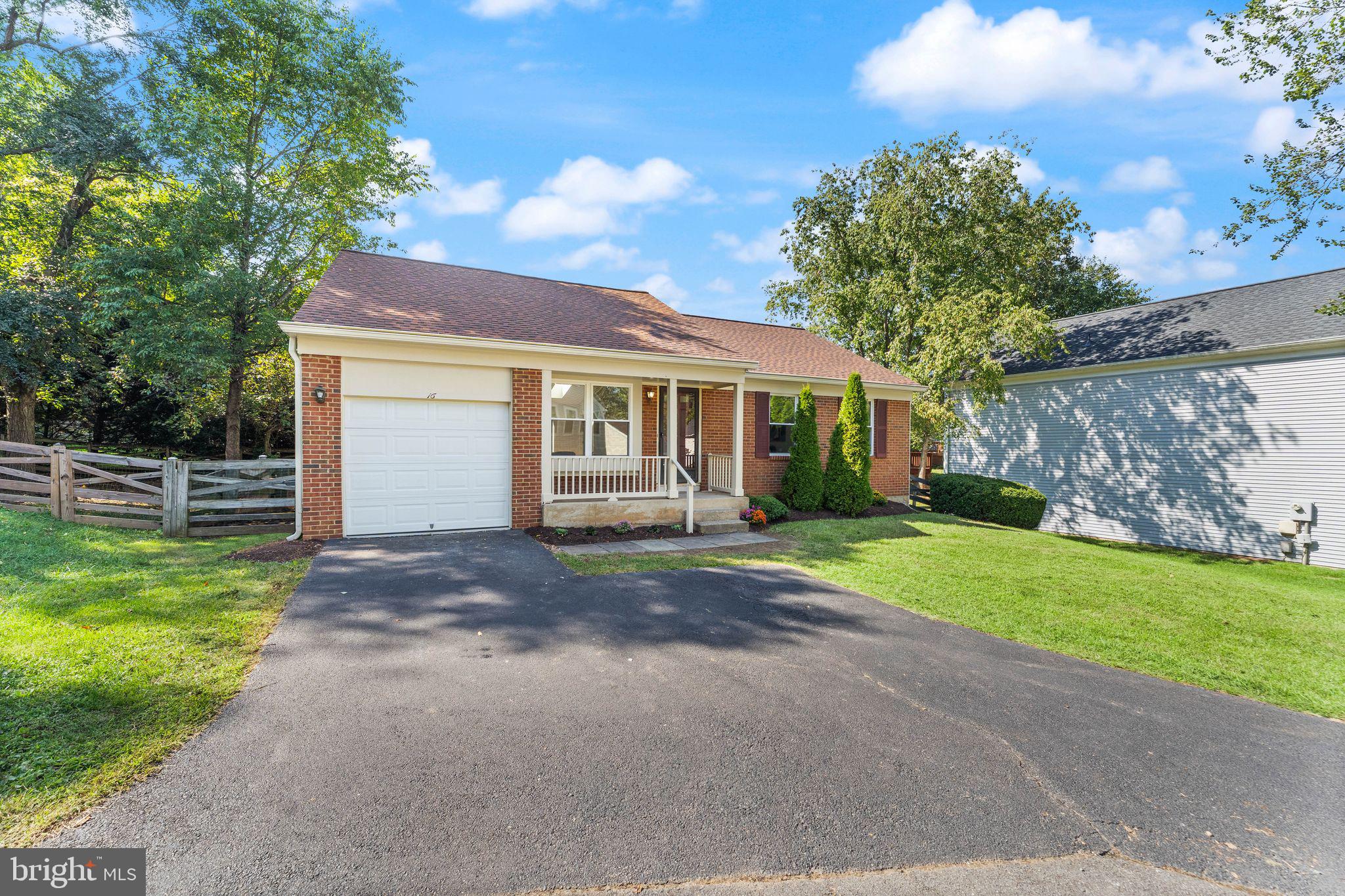 16 WORTHINGTON COURT