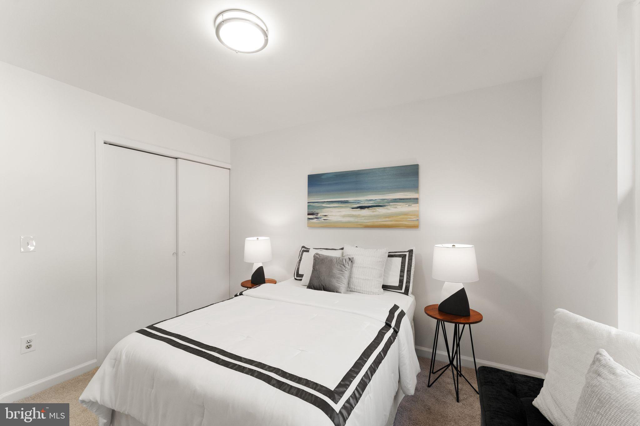 COUNTRYSIDE - Residential