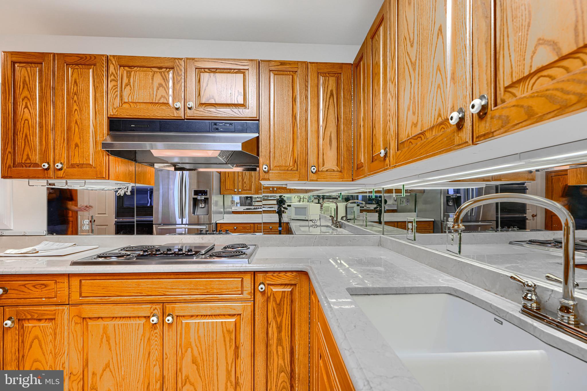 INNER HARBOR - Residential Lease