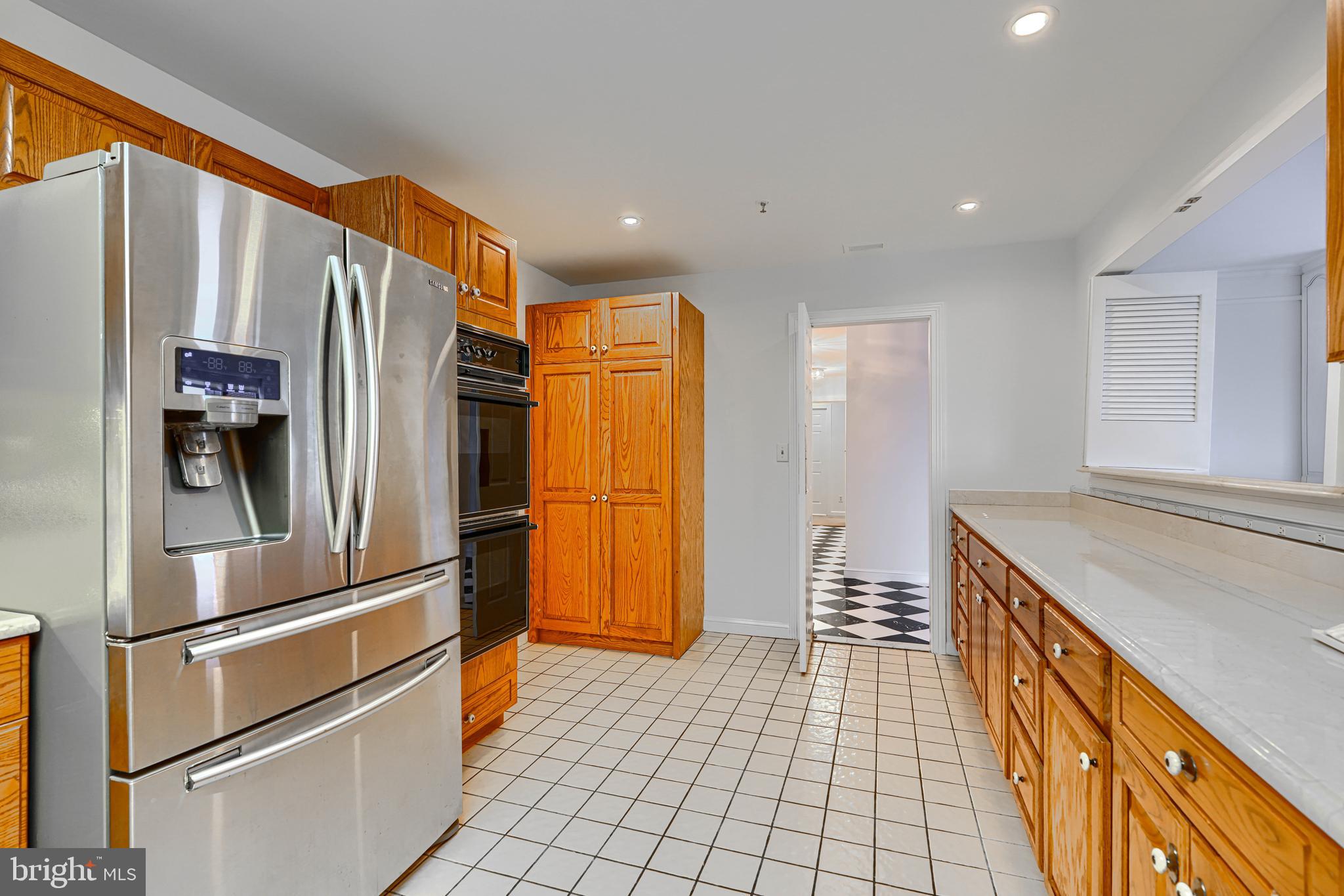 INNER HARBOR - Residential Lease