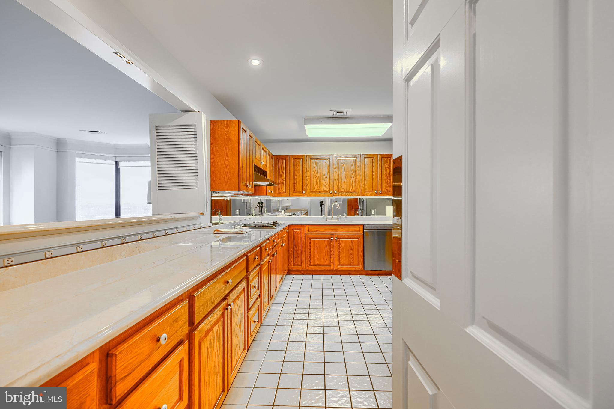 INNER HARBOR - Residential Lease