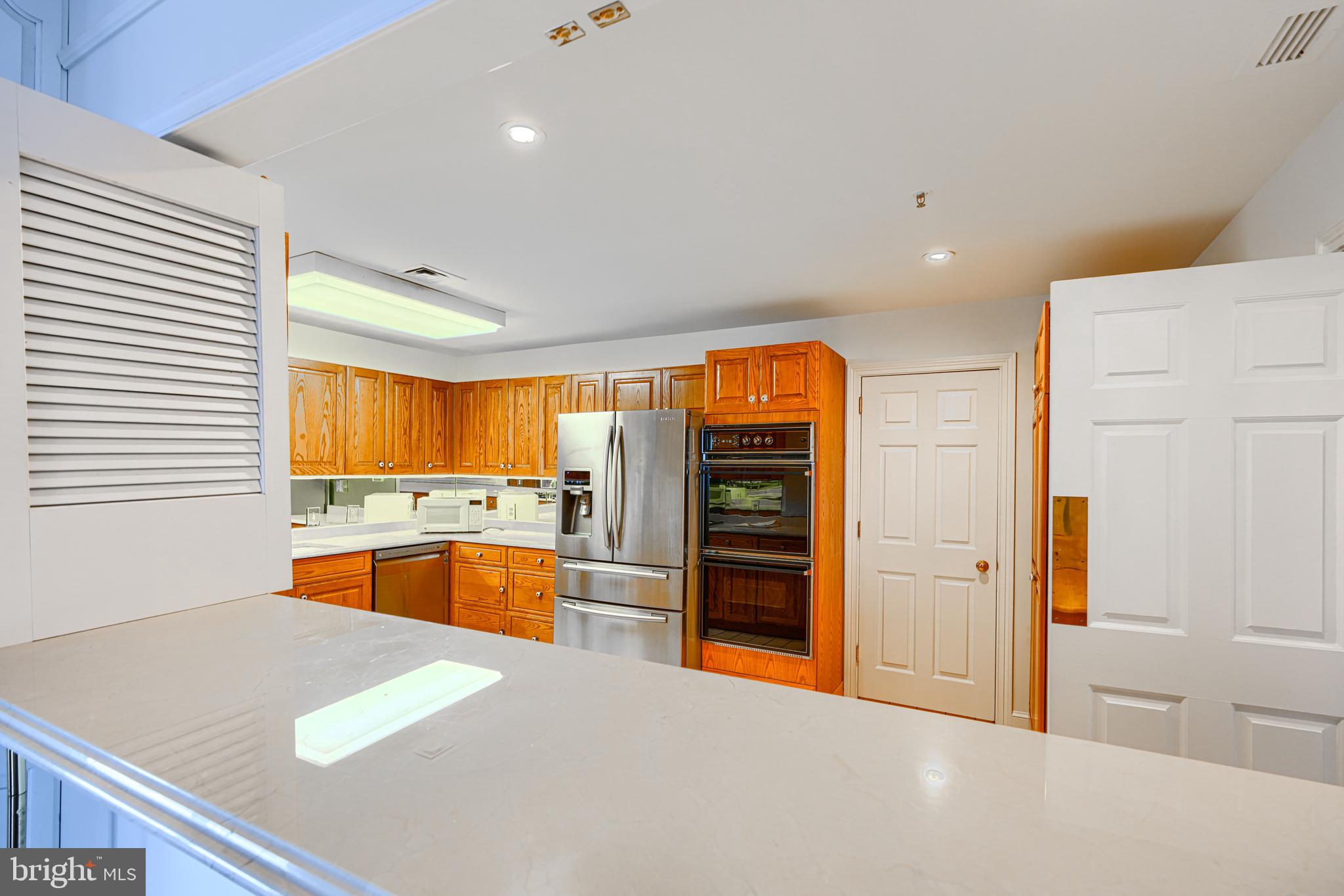 INNER HARBOR - Residential Lease