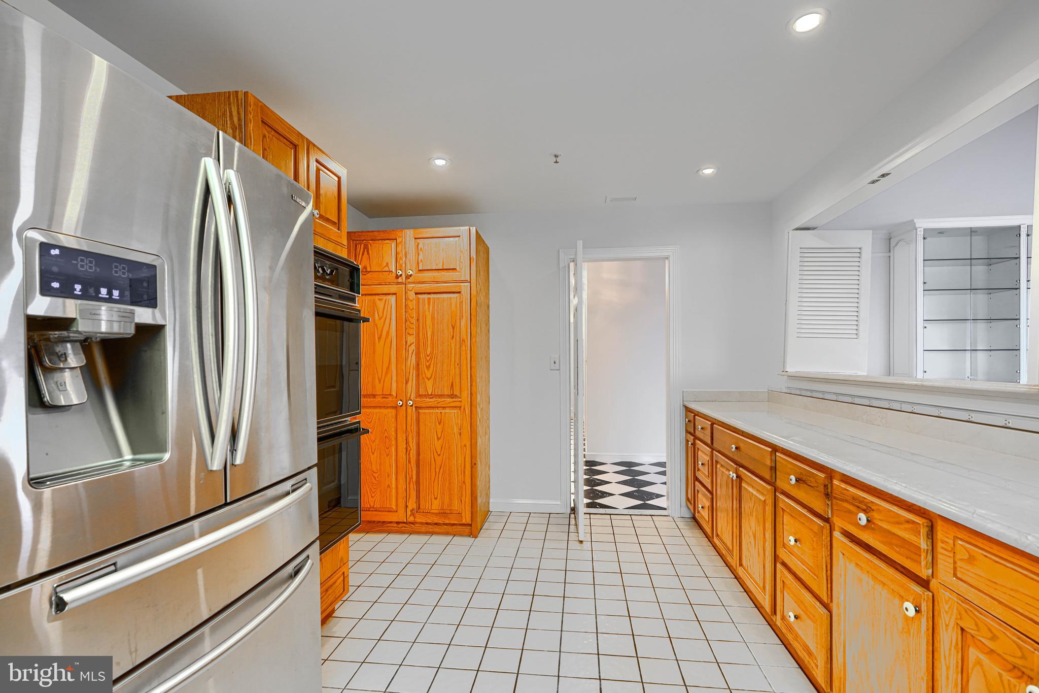 INNER HARBOR - Residential Lease