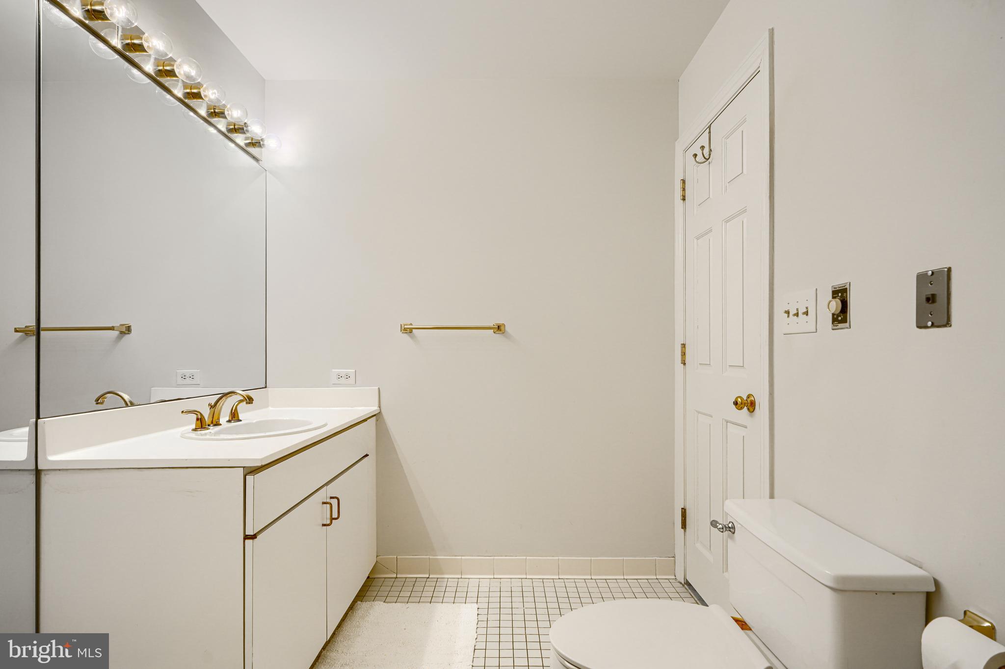 INNER HARBOR - Residential Lease