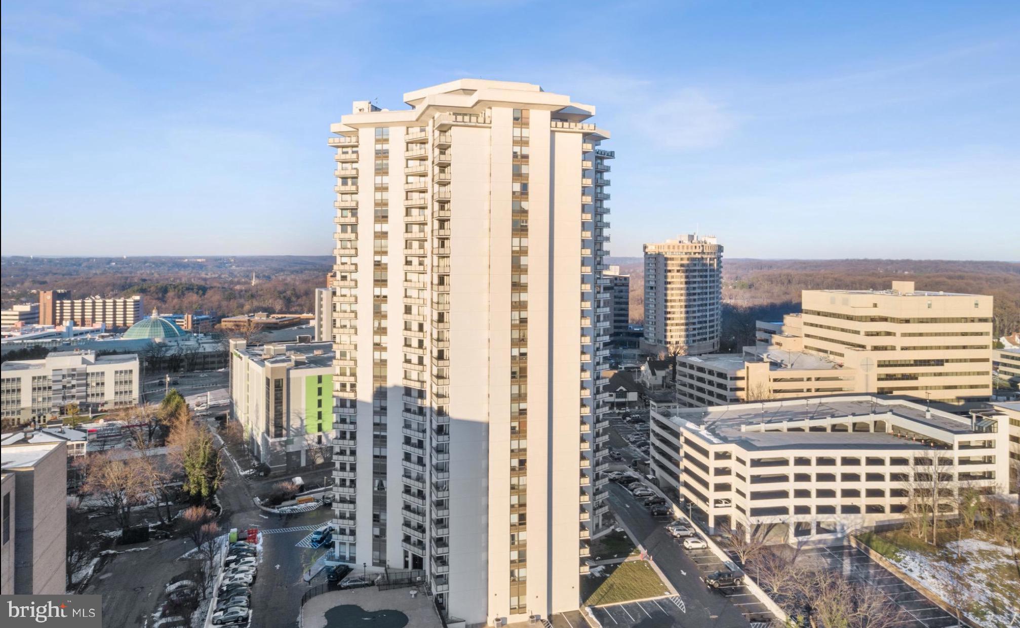 RIDGELY TOWSON CENTER - Residential