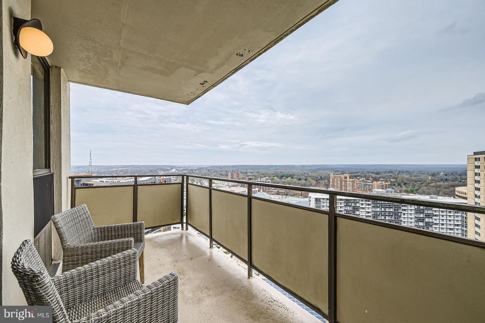 RIDGELY TOWSON CENTER - Residential