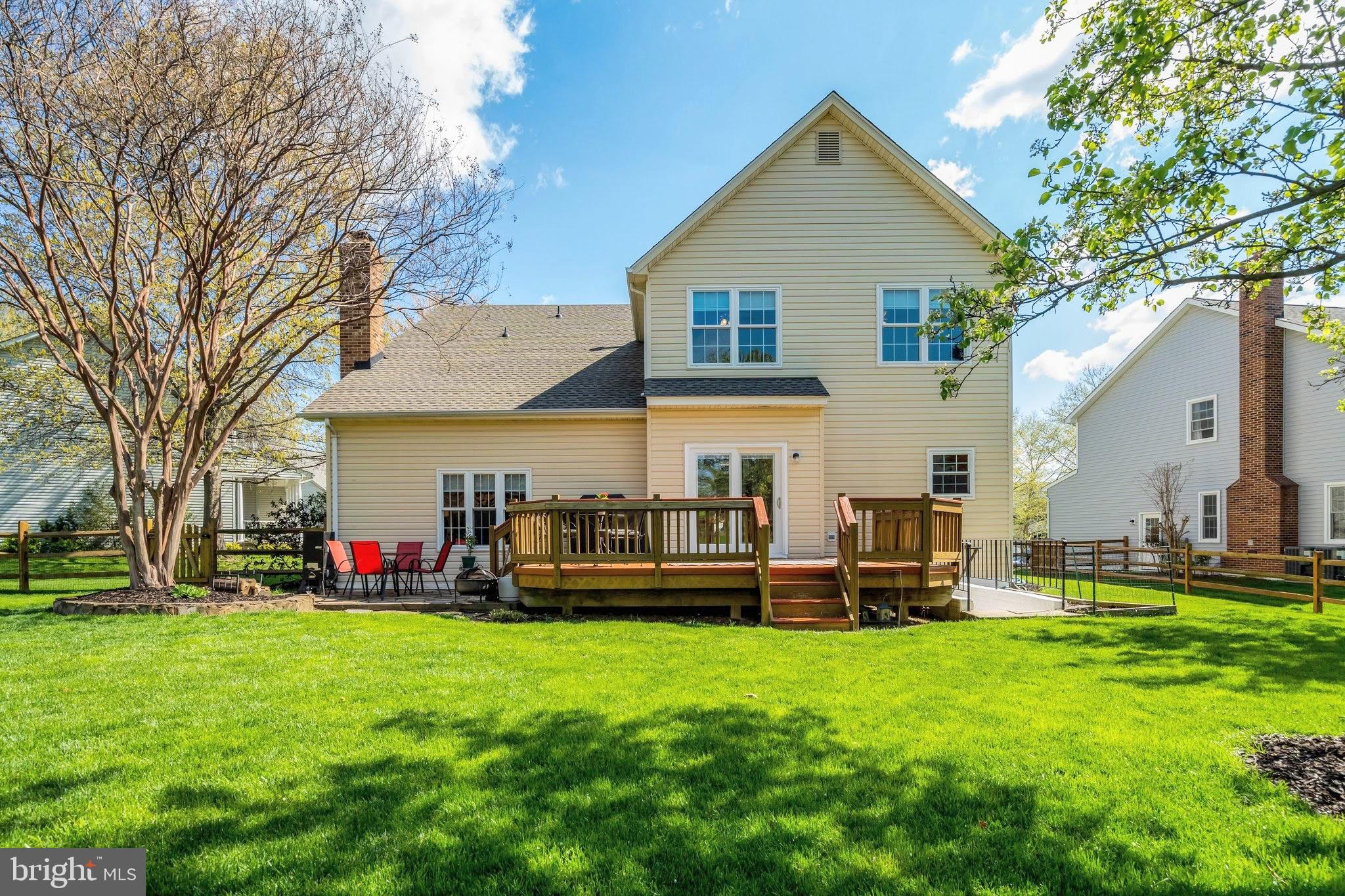 ASHBURN FARM - Residential