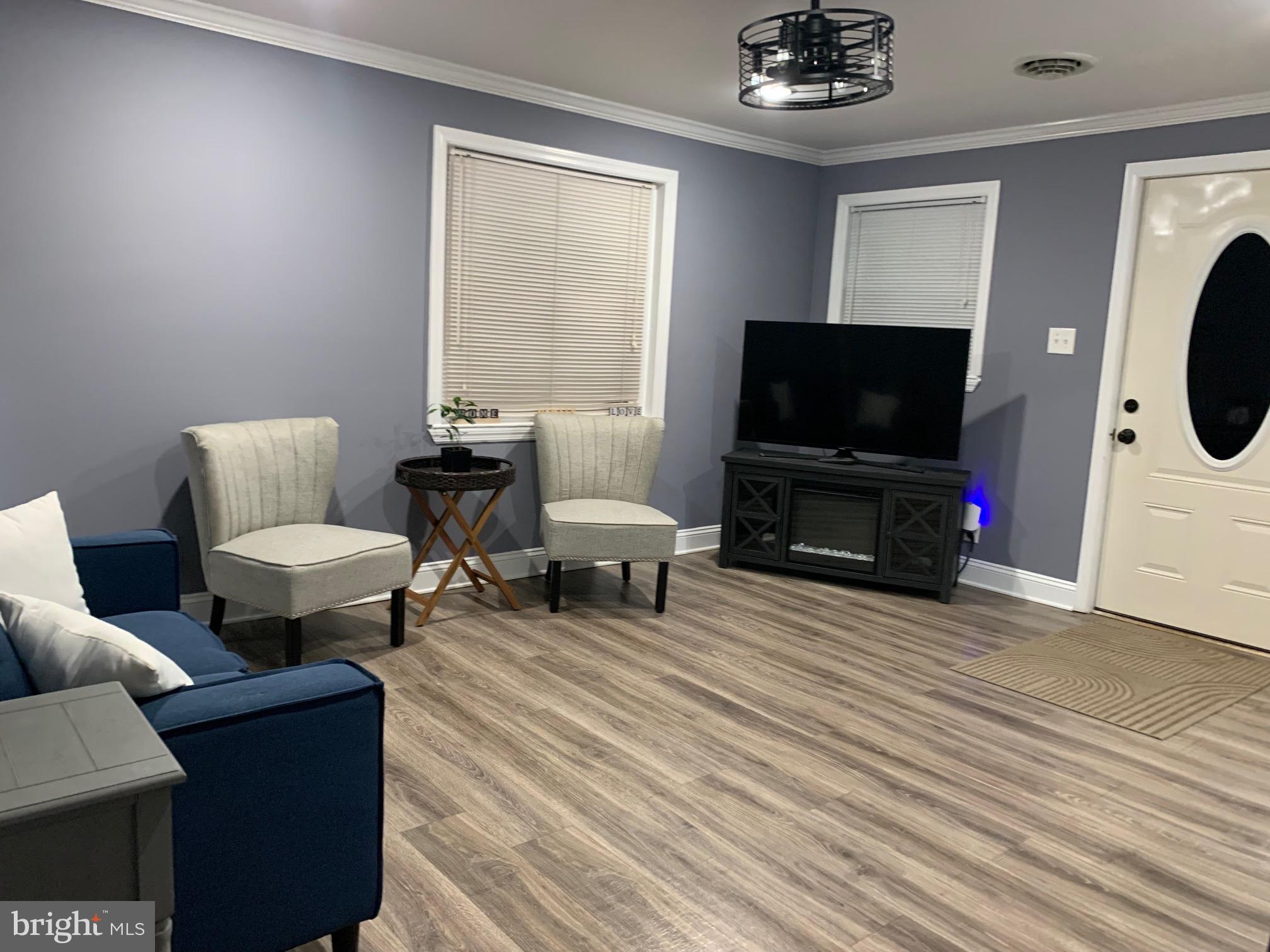 400 CEDAR AVENUE