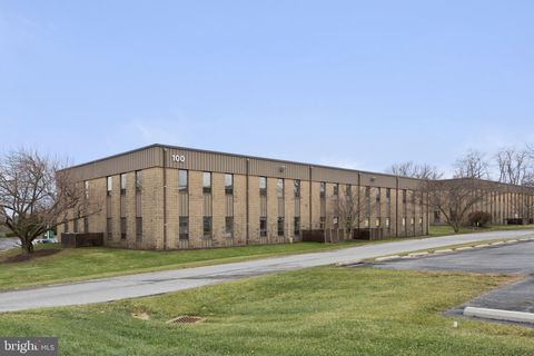 6 DICKINSON DRIVE 114 GLEN MILLS PA 19342