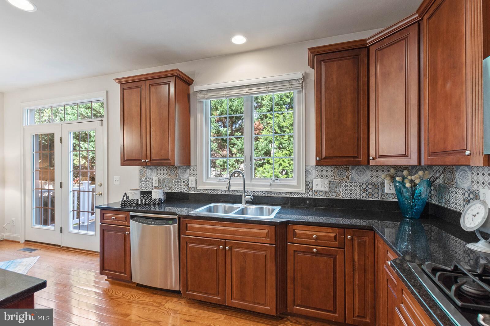 FRANCIS YOUNG ESTATES - Residential