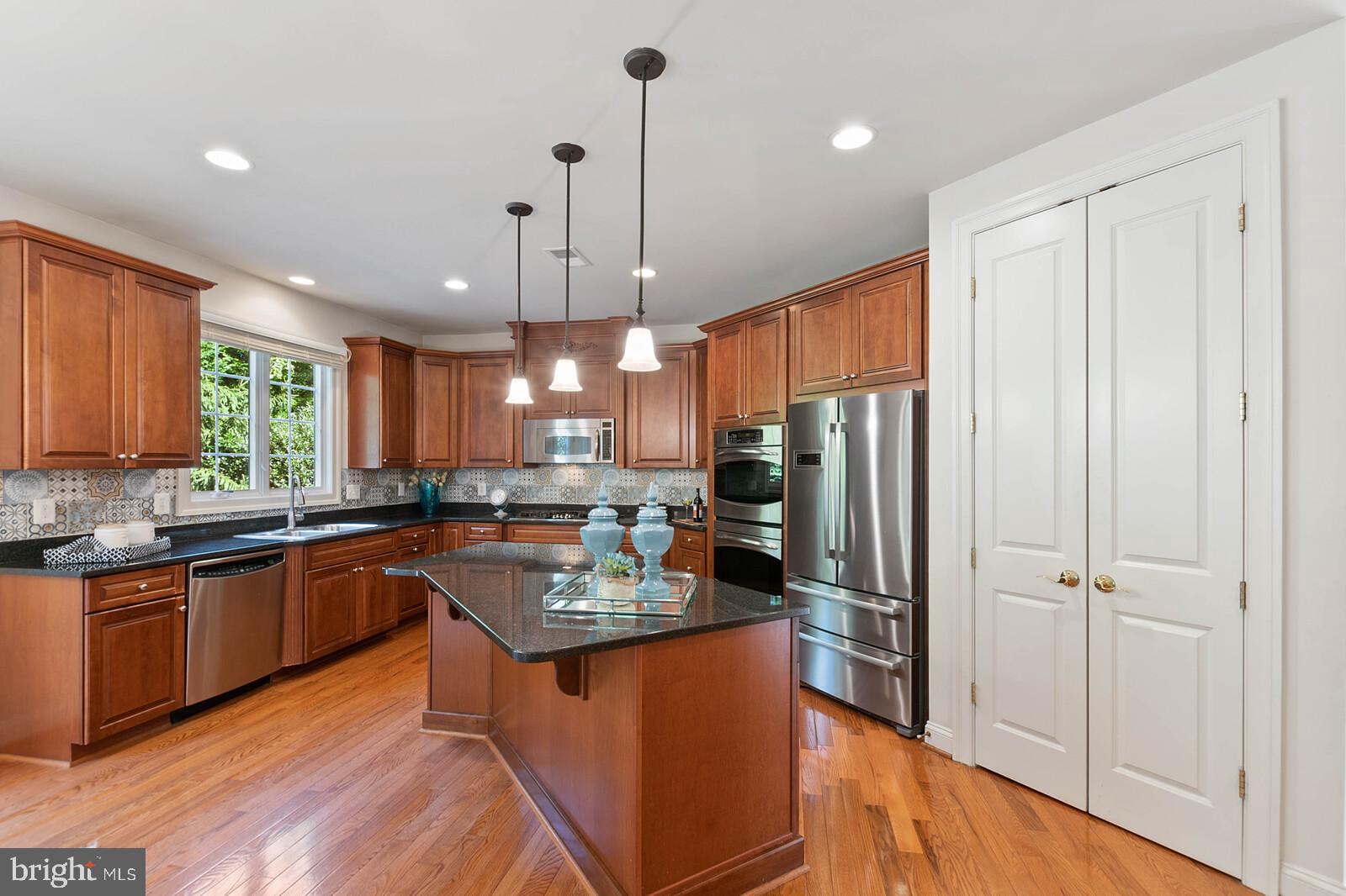 FRANCIS YOUNG ESTATES - Residential