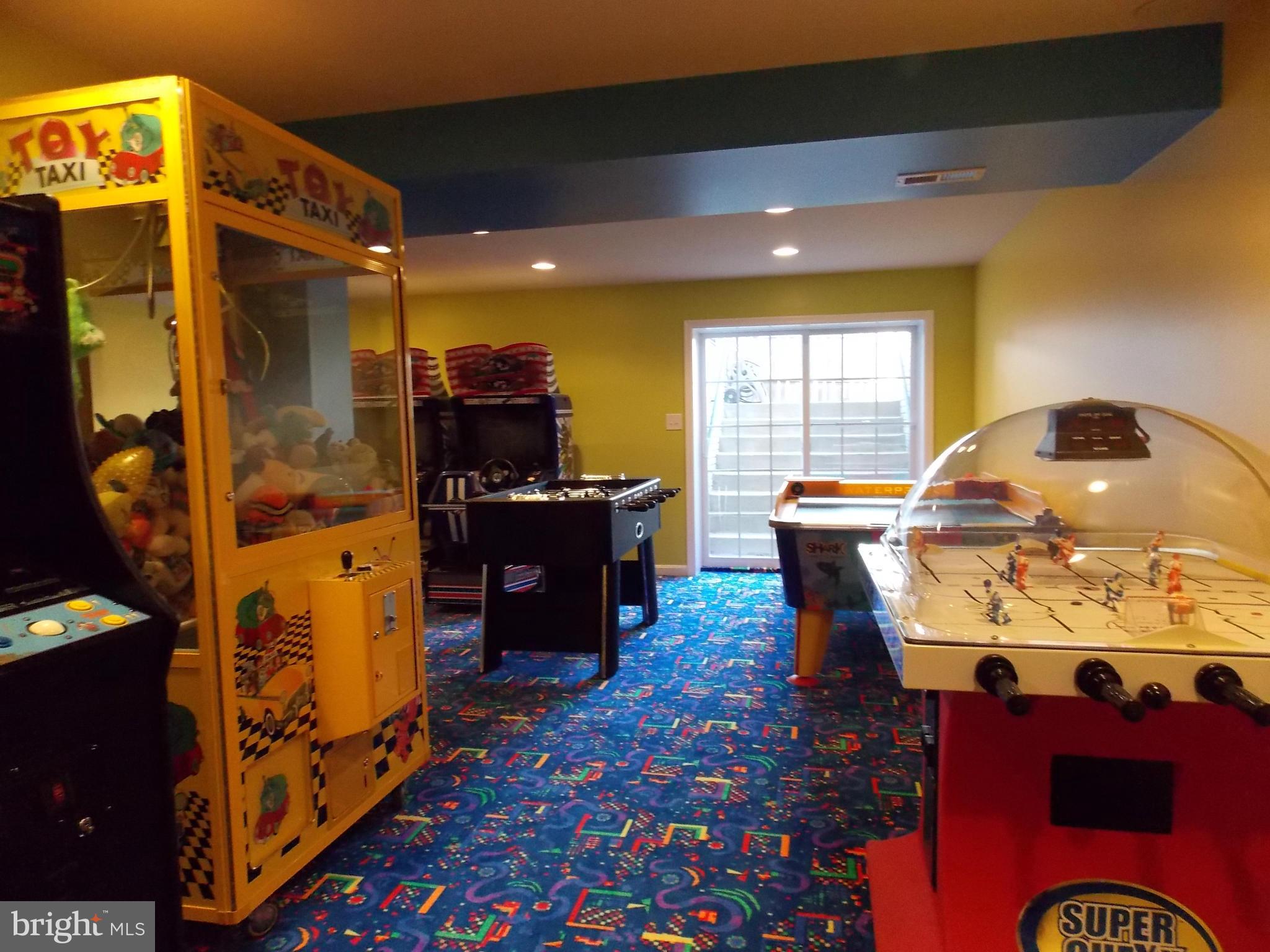 WIDEWATER VILLAGE - Residential