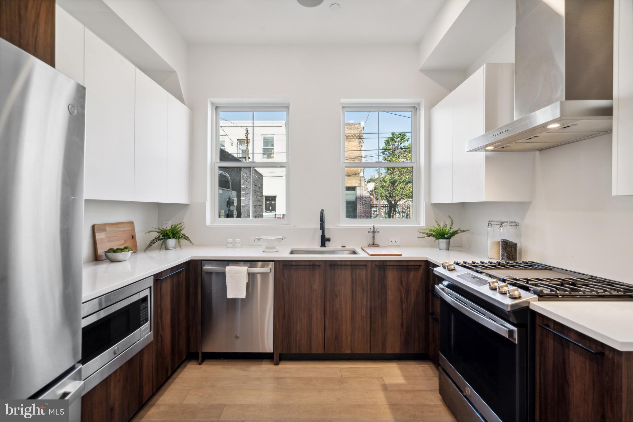 GRADUATE HOSPITAL - Residential